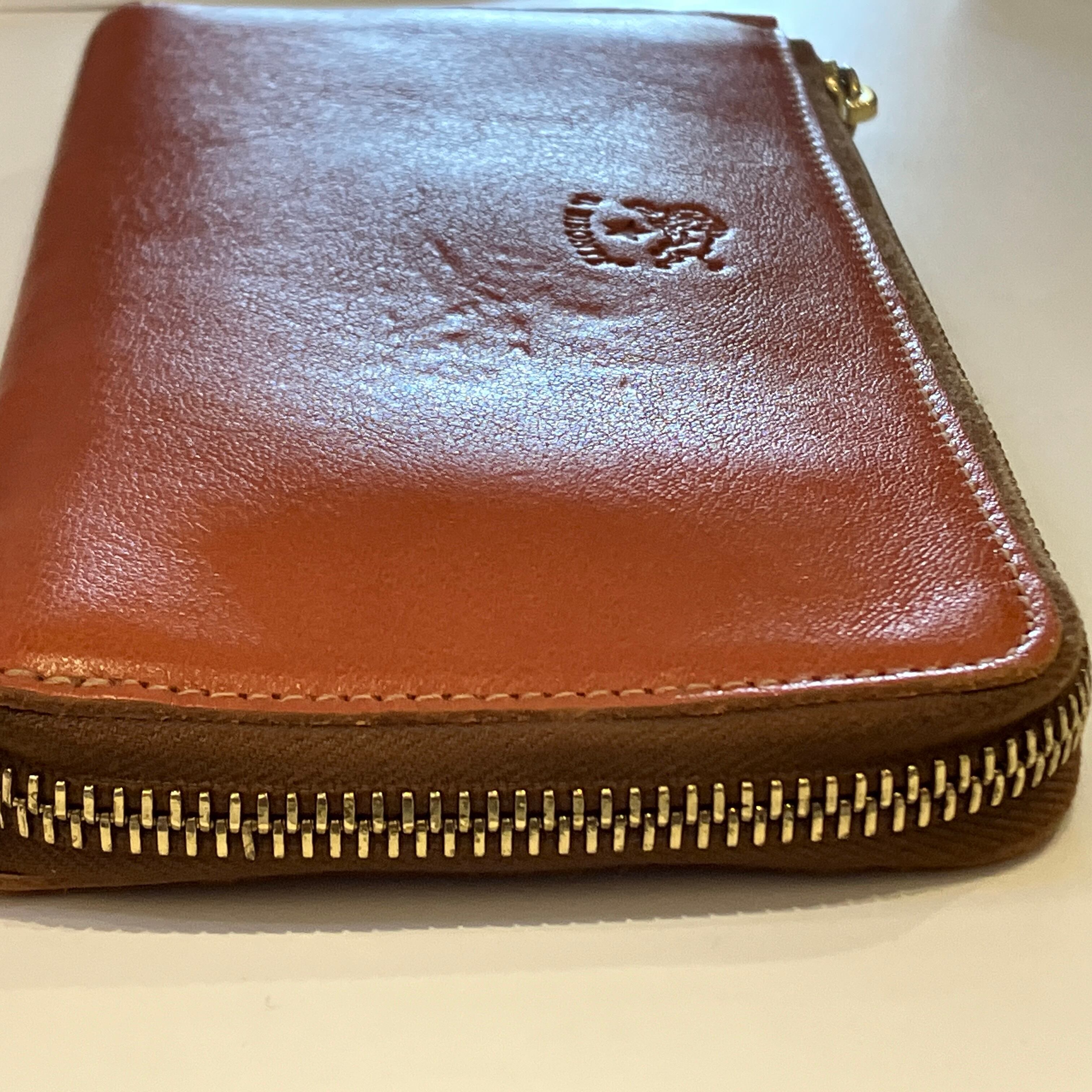 DECi デシ】Small Round Zip Wallet 見当たら ovy
