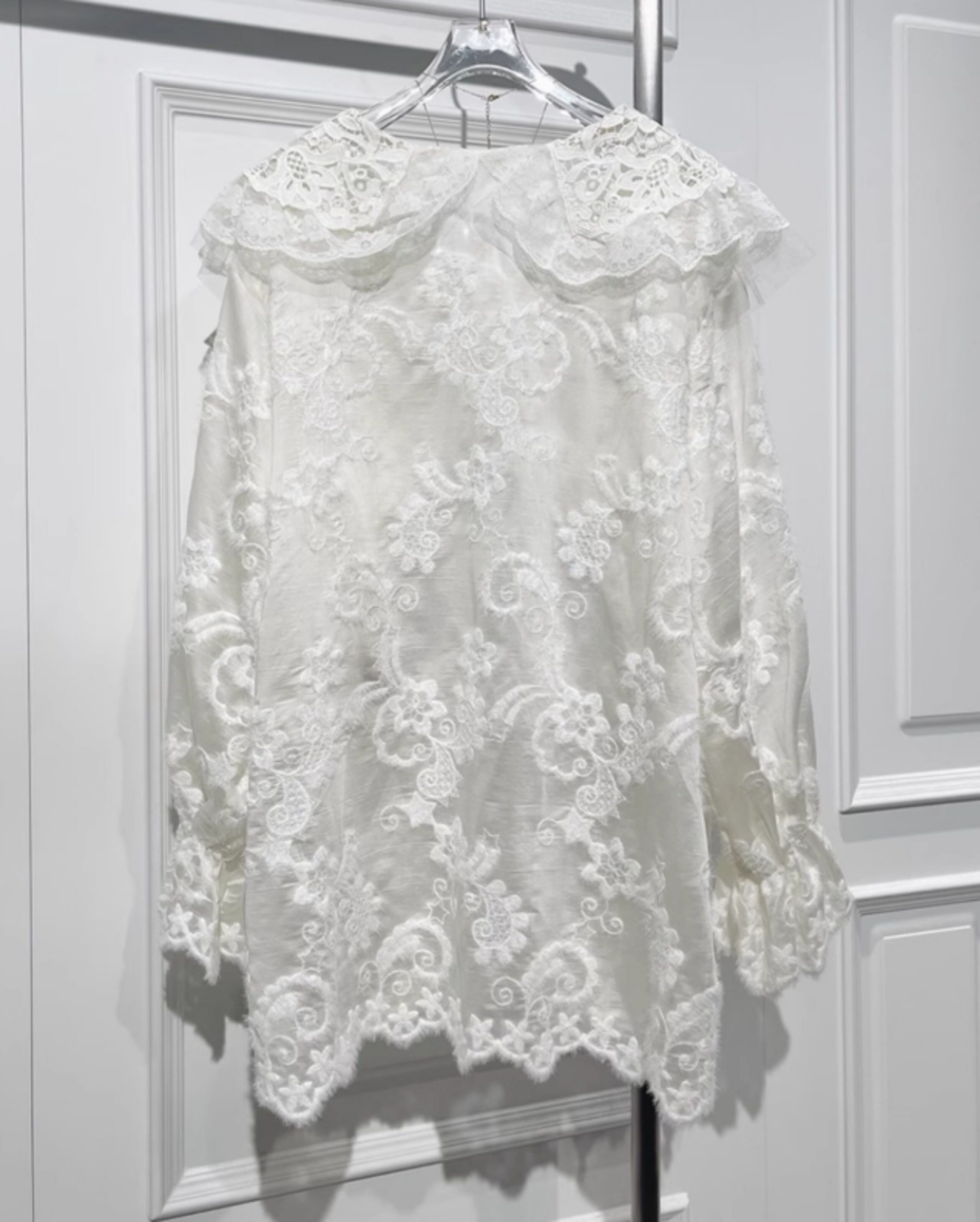 刺繍入シルクブラウス