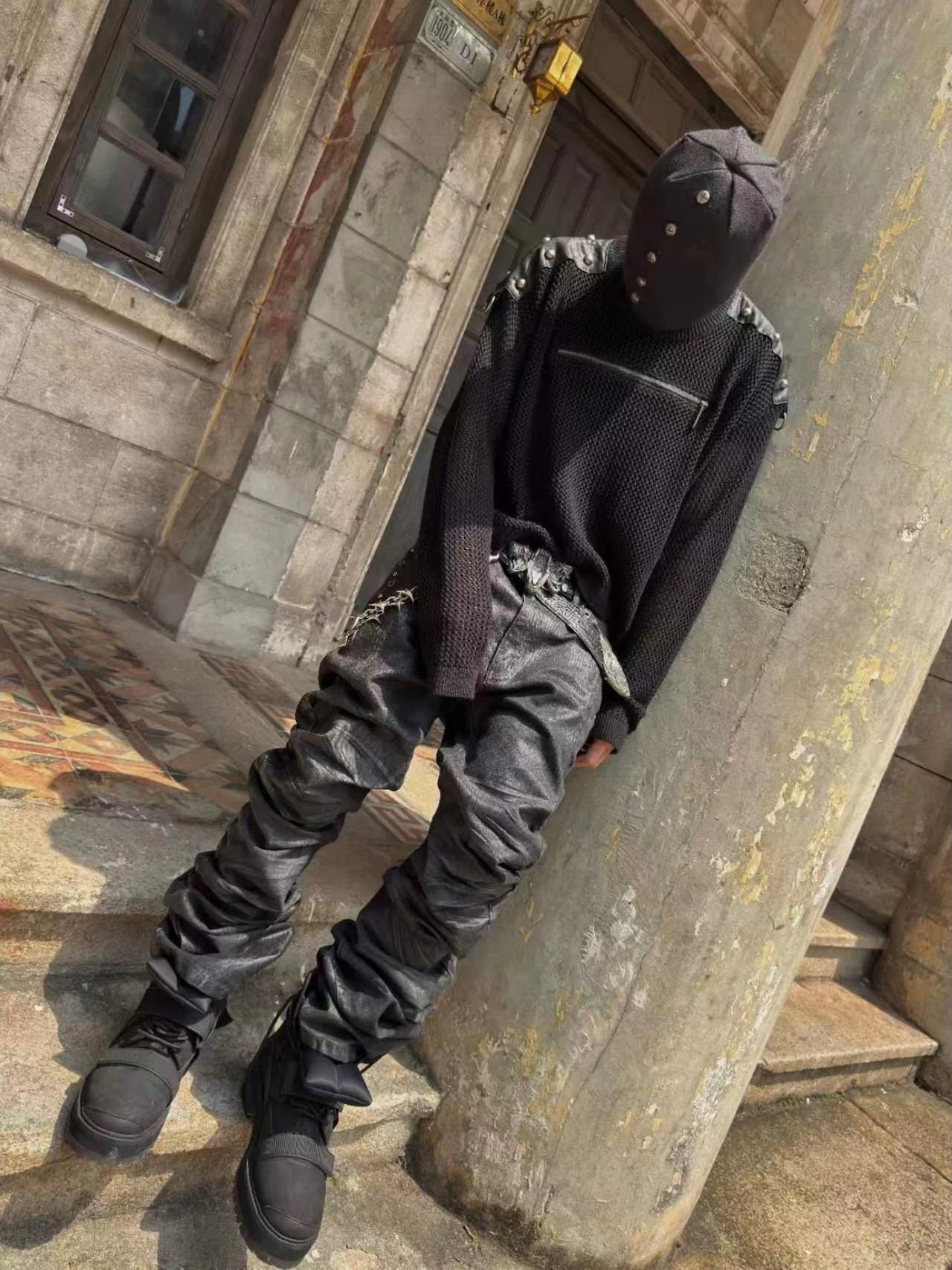 【CinderVein】Zip Studded Knit Sweater