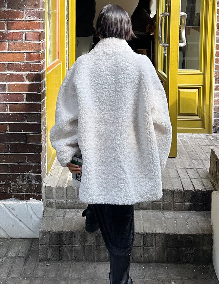 mienne ミアンヌ　ボアコート　Girlish Boa Long Coat 25aw・再販開始！！】Girlish Boa Long Coat_Navyのみ | mienneミアンヌ