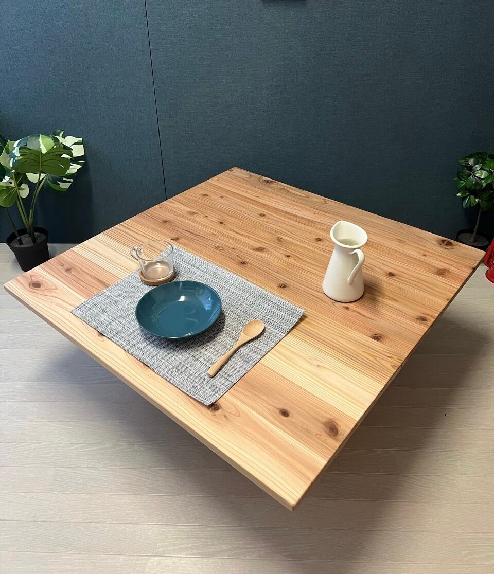 送料無料】 ローテーブル 正方形 90cm 杉 ナチュラル 棚付き | 栄町工房