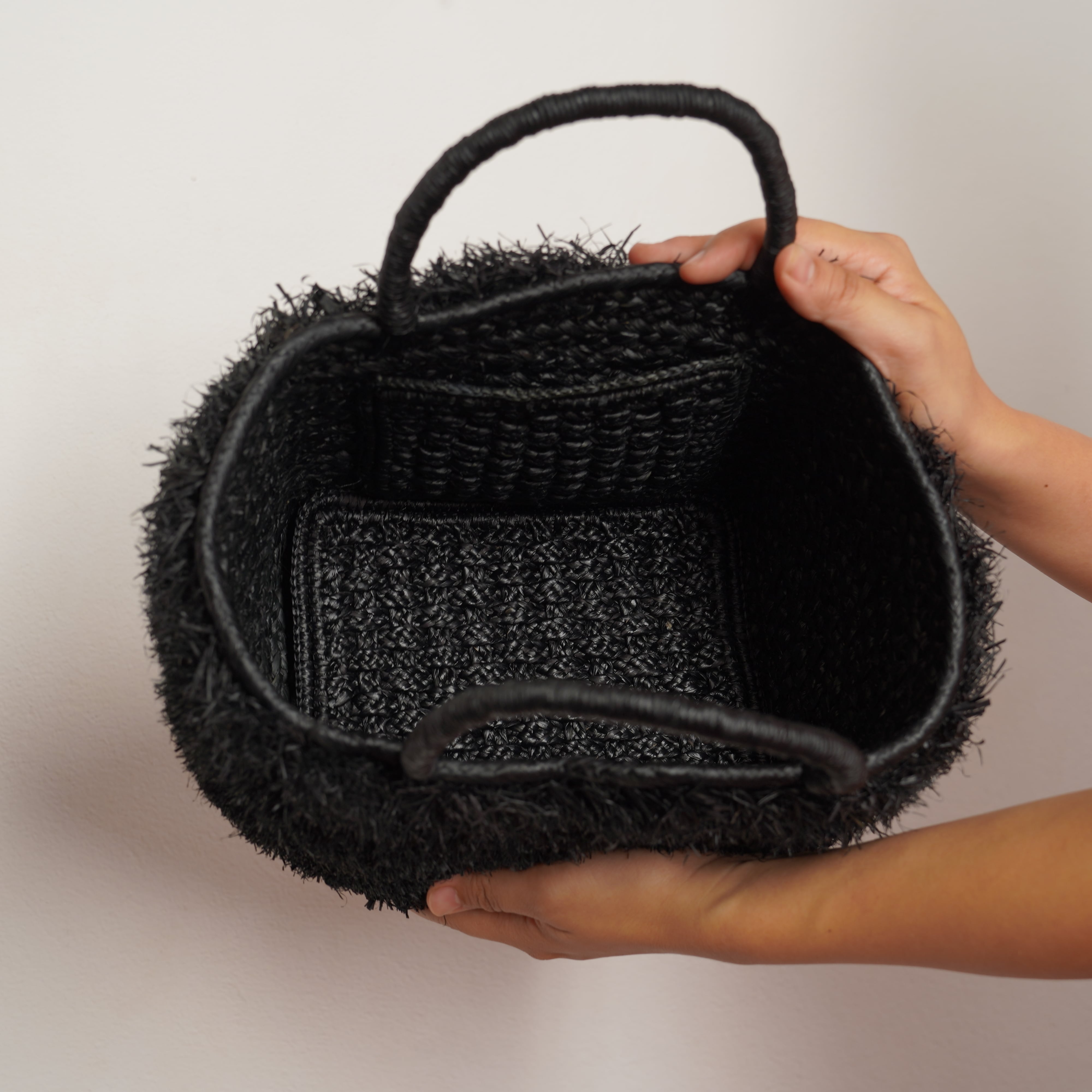 新品　AMPIANA Marche Bag - Mof-mof - S size Marche Bag (S) - Mof-mof - Black | AMPIANA