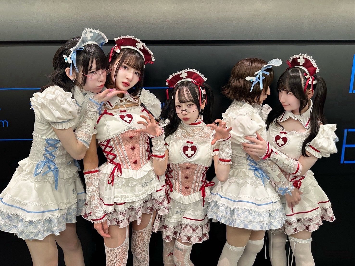 hakanai】サイン入りチェキ【ハロウィン2025】 | OTONA CHILD.