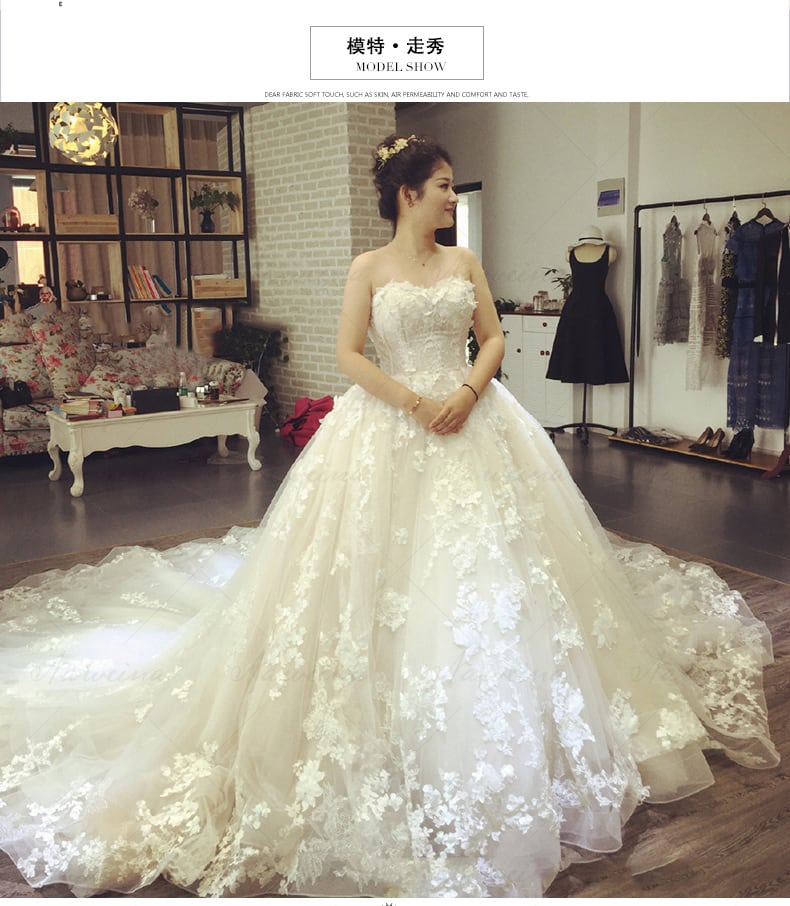 ウエディングドレス ソフトチュール Aライン ベアトップ ノースリーブ