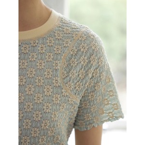 Retro Fragrance Embroidered Short T-Shirt