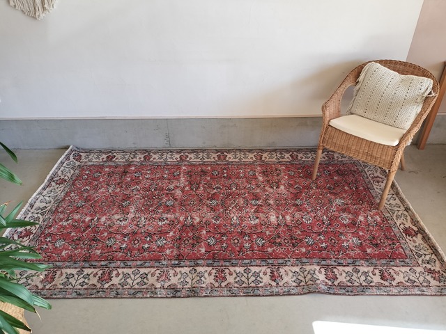 Turkish rug No.571