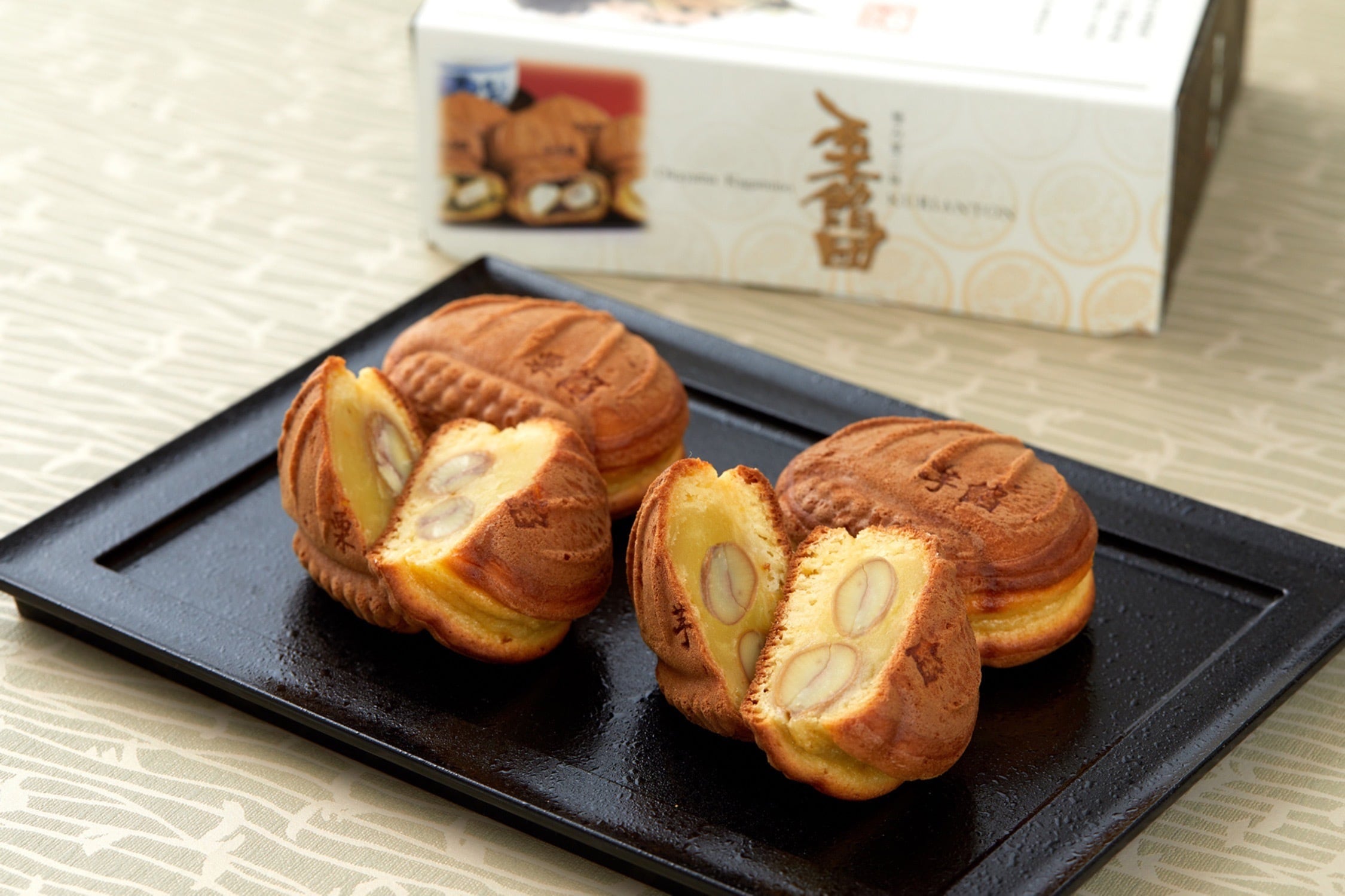 栗餡＆芋餡セット（5個入り×2パック／冷凍／化粧箱付） | 御菓子舗 聖