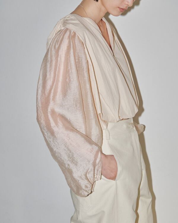 【即納】TODAYFUL トゥデイフル LIFEs ライフズ　2way Gather Blouse 2ウェイギャザーブラウス 12320401 吉田怜香【2023】【AW】【2023秋冬】【2023AW】【入荷】 TODAYFUL トゥデイフル / LIFE's ライフズ /2way Gather Blouse 2