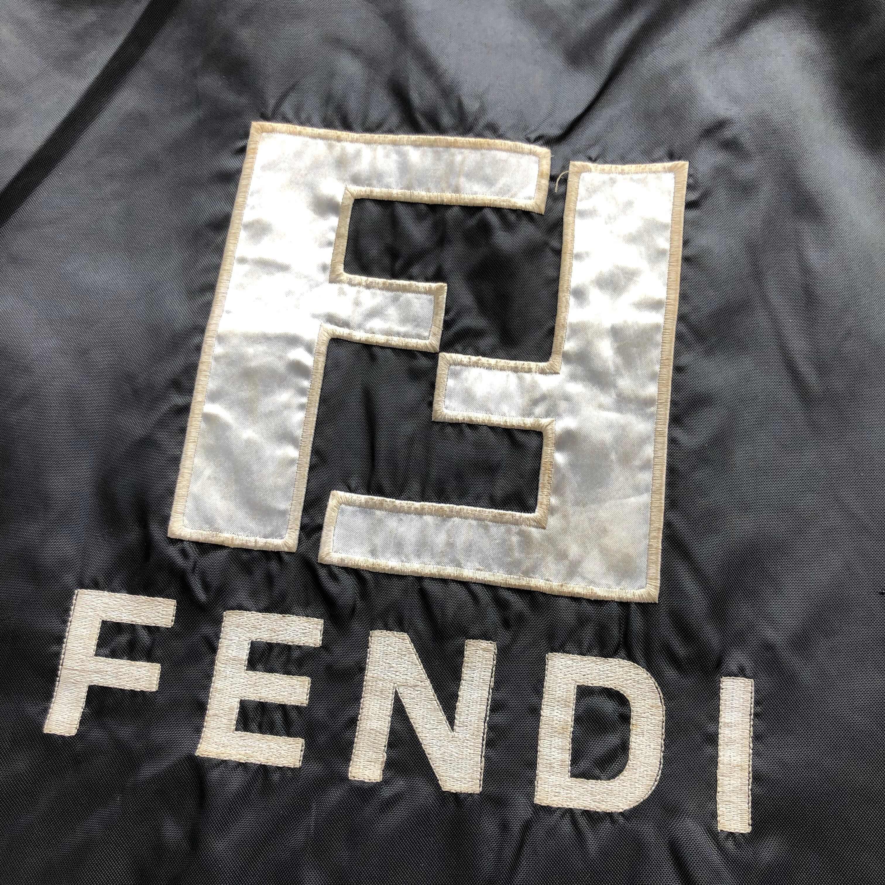 【FENDI】ダウンジャケット リバーシブル ロゴ 総柄 ズッカ デニム