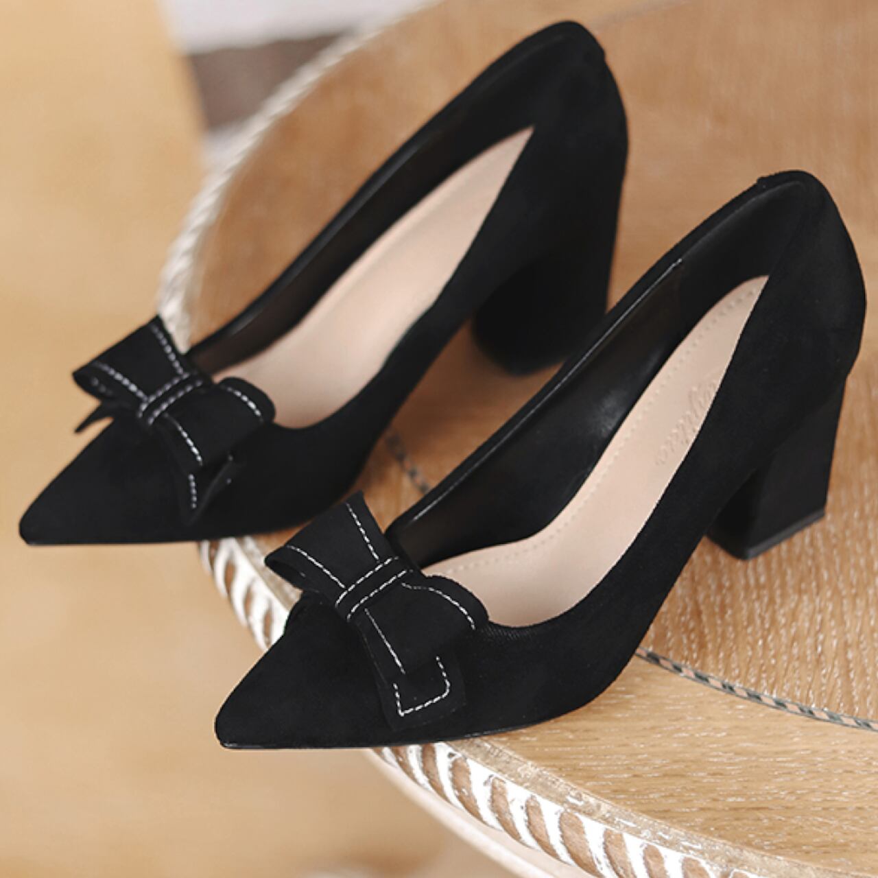 リボンポインテッドトゥパンプス A0170