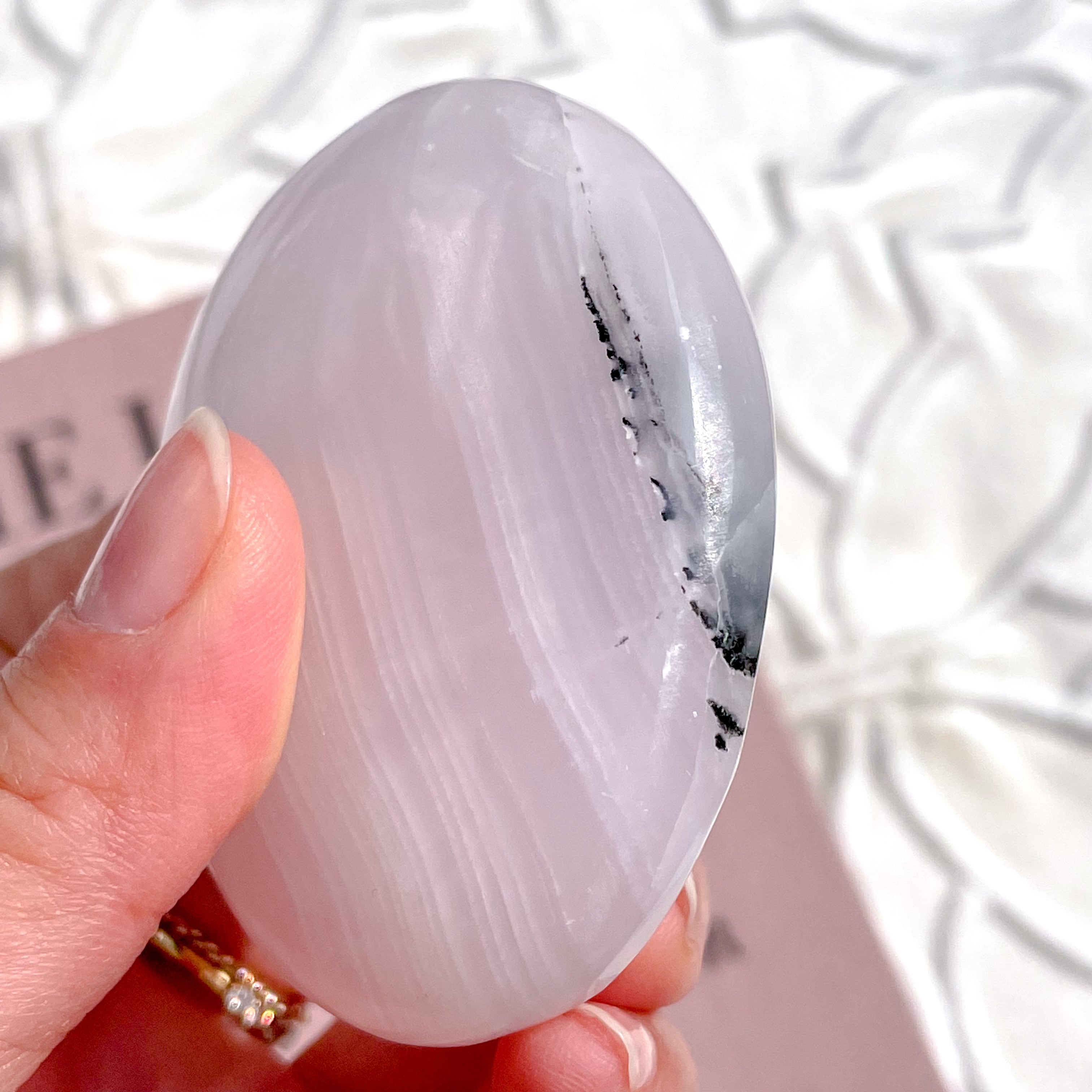 Pink Calcite Palm ✧ ピンクカルサイト | FLUXY - 天然石と鉱物のお店