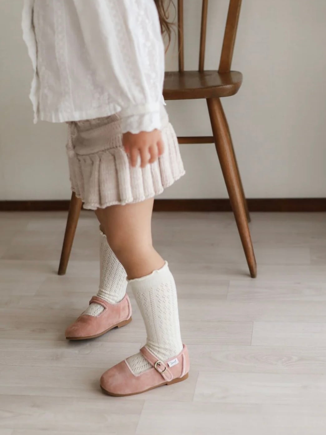 2月上旬納期予約販売 3elves 山羊革 スエード ワンストラップシューズ