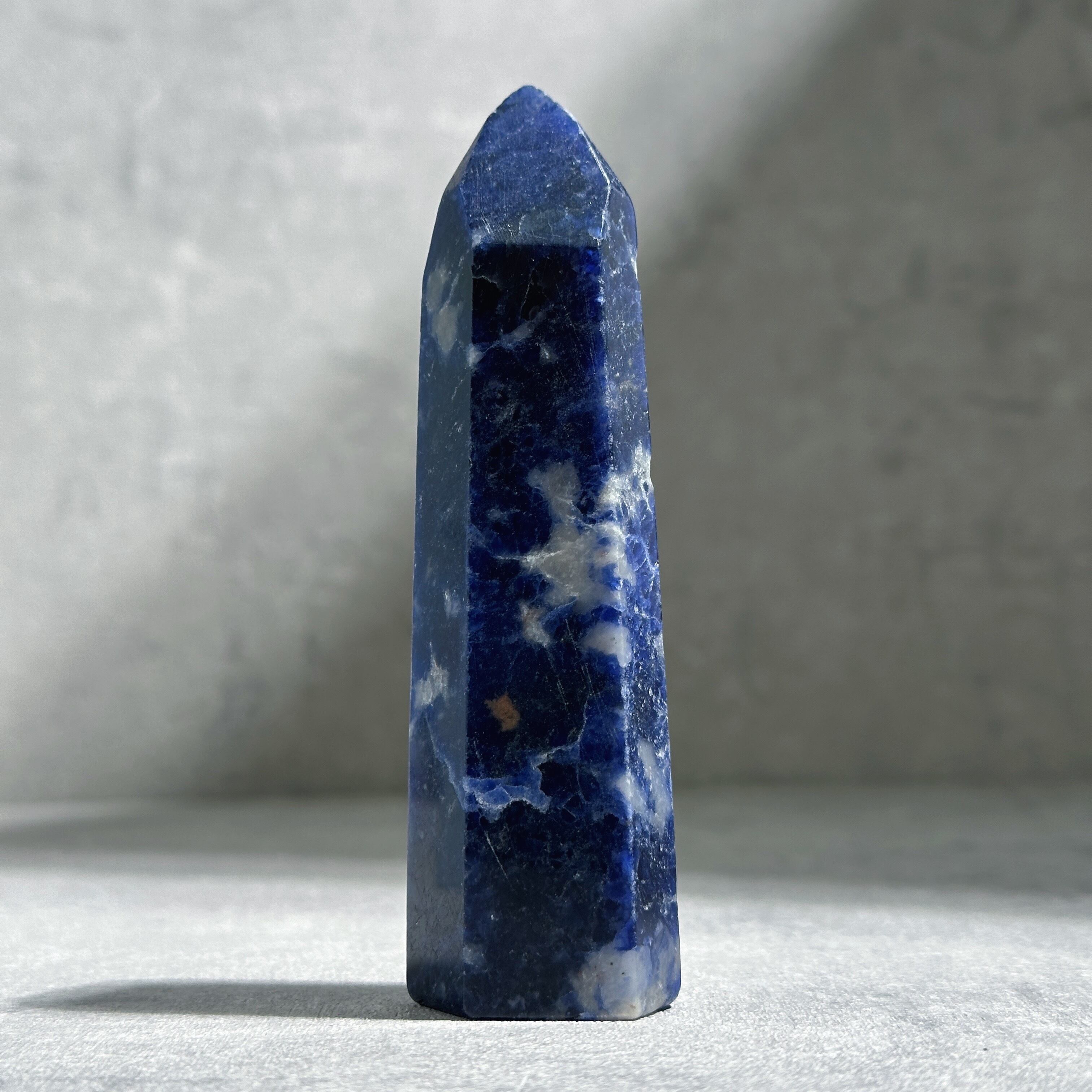 ソーダライト | Kamoku［カモク］インテリア天然石・鉱物のネットショップ