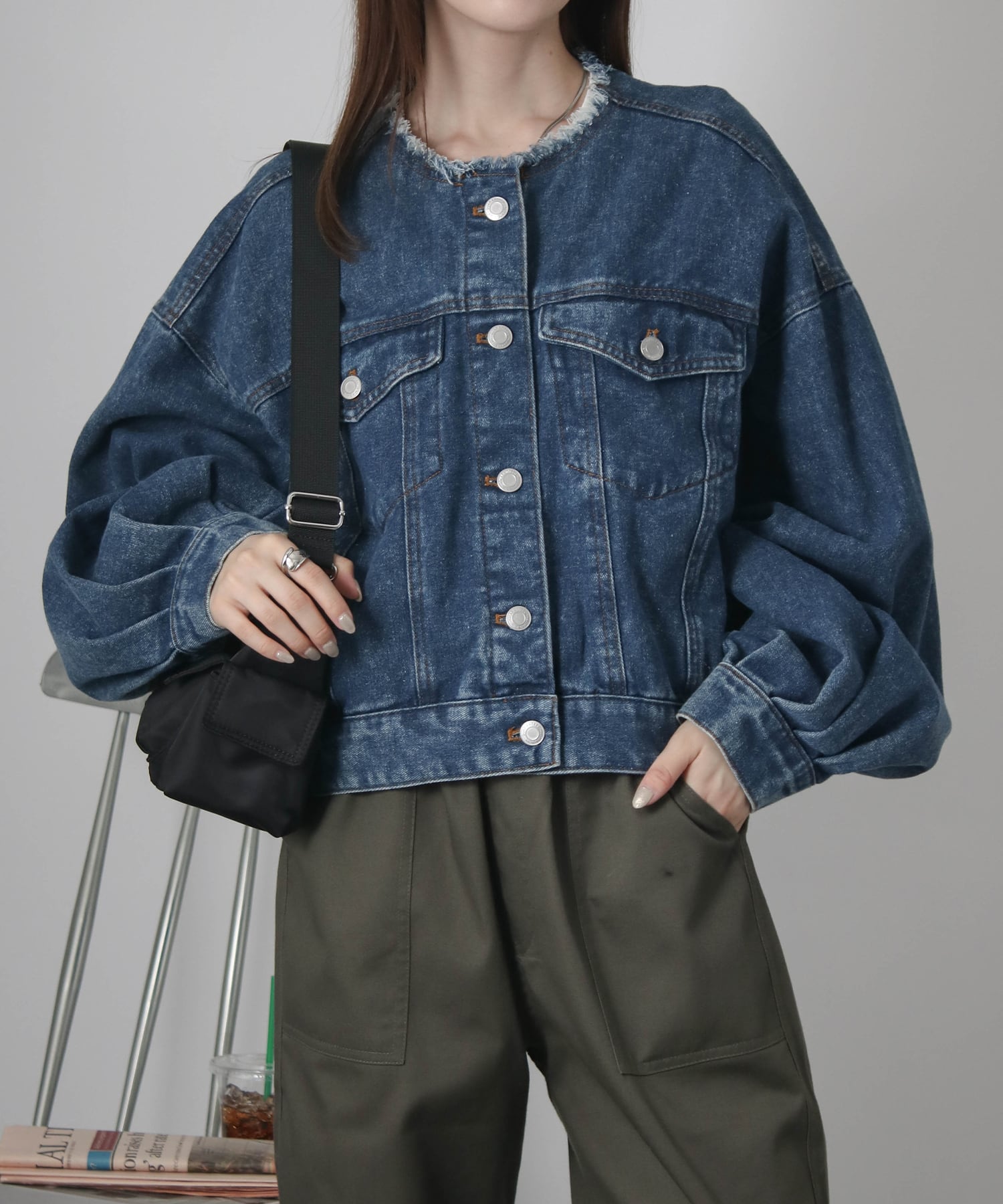 ノーカラーショート丈Gジャン