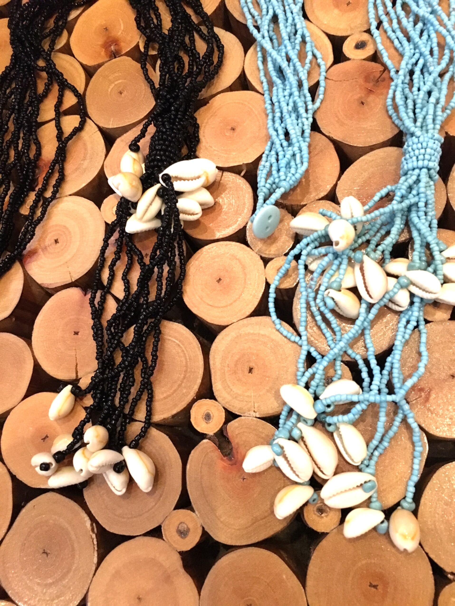 シェルネックレス 貝殻 ビーズネックレス エスニックネックレス ロング