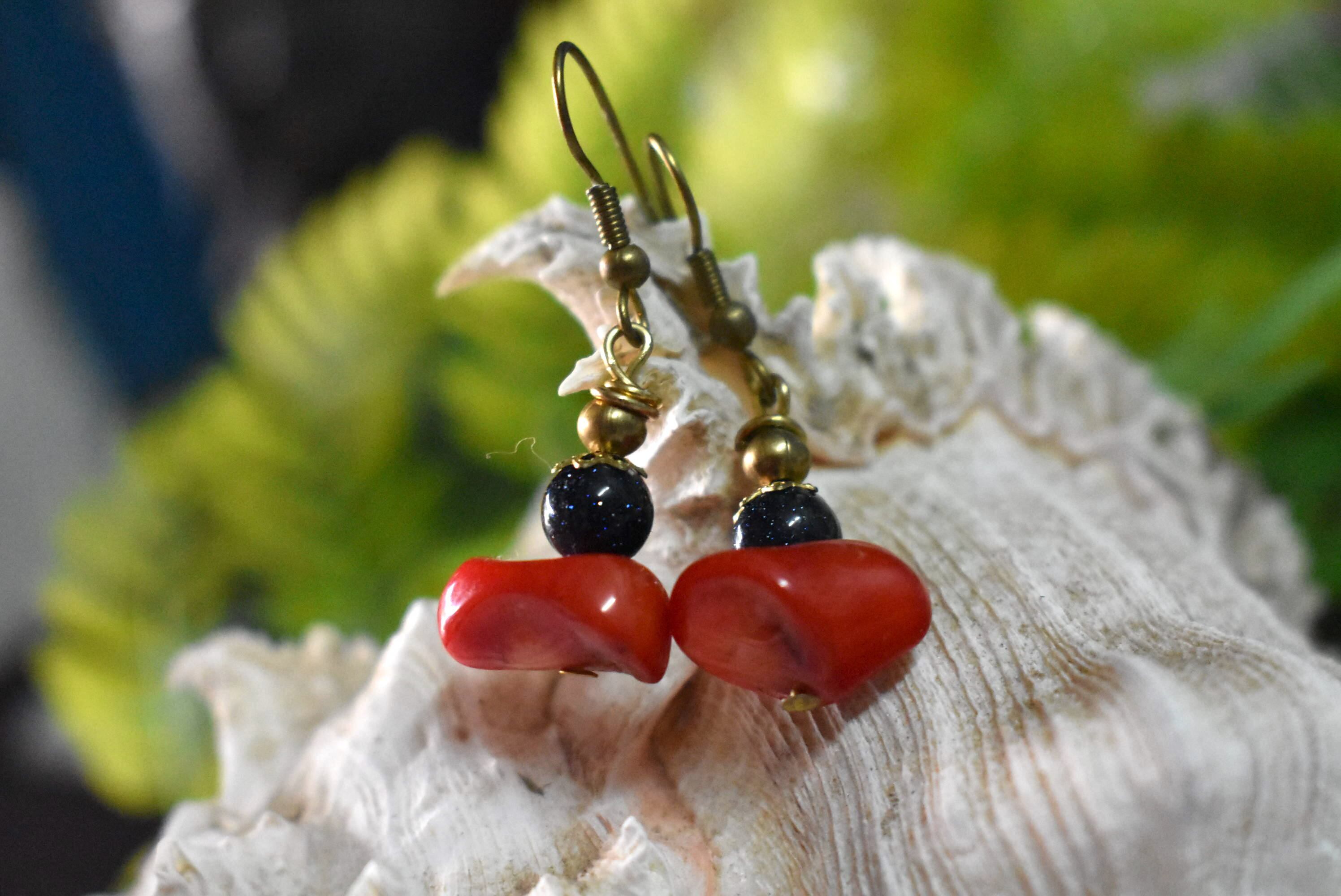 高級シェル★情熱の紅★レッドコーラルピアス pia002