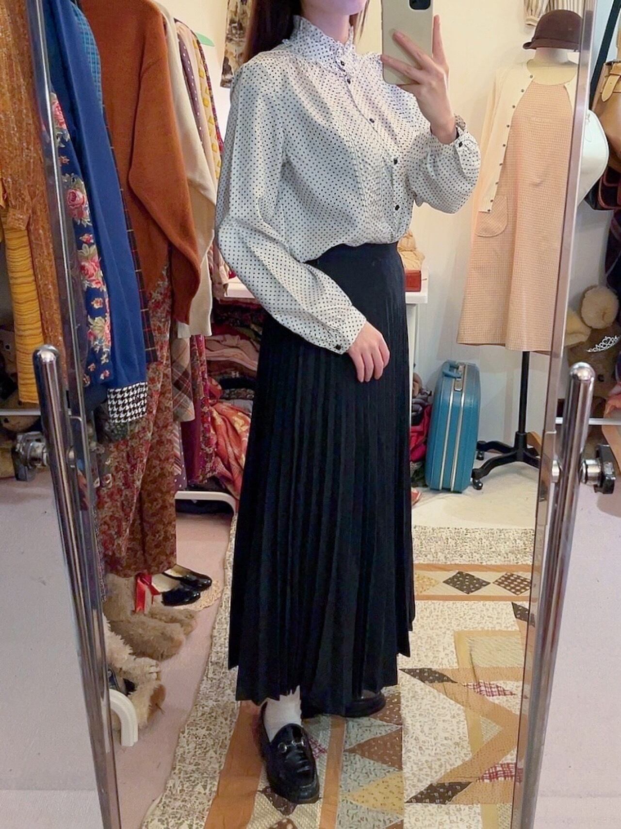 black dot stand collar blouse