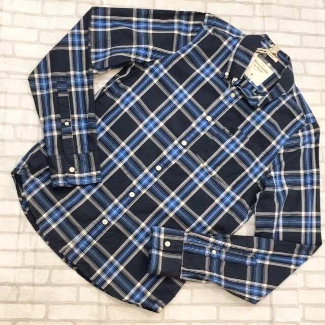 Abercrombie&Fitch　MENS　シャツ　Ｍサイズ