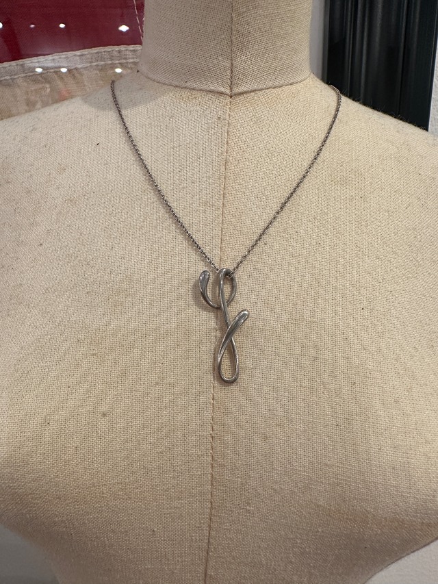 Tiffany&Co./ Design initial y necklace.(US)