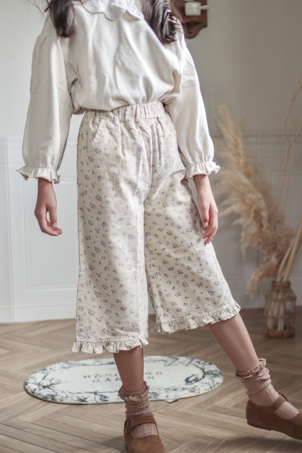 no.140 corduroy hem frill pants