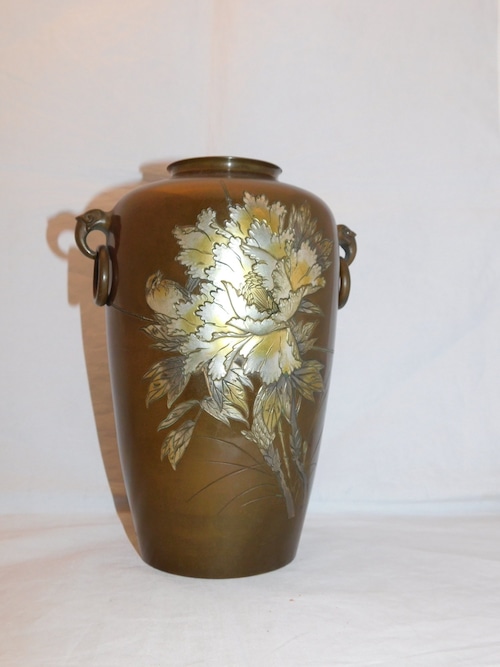 ブロンズ彫金双耳環付銅花器 bronze and multi-metal vase(peony)     　
