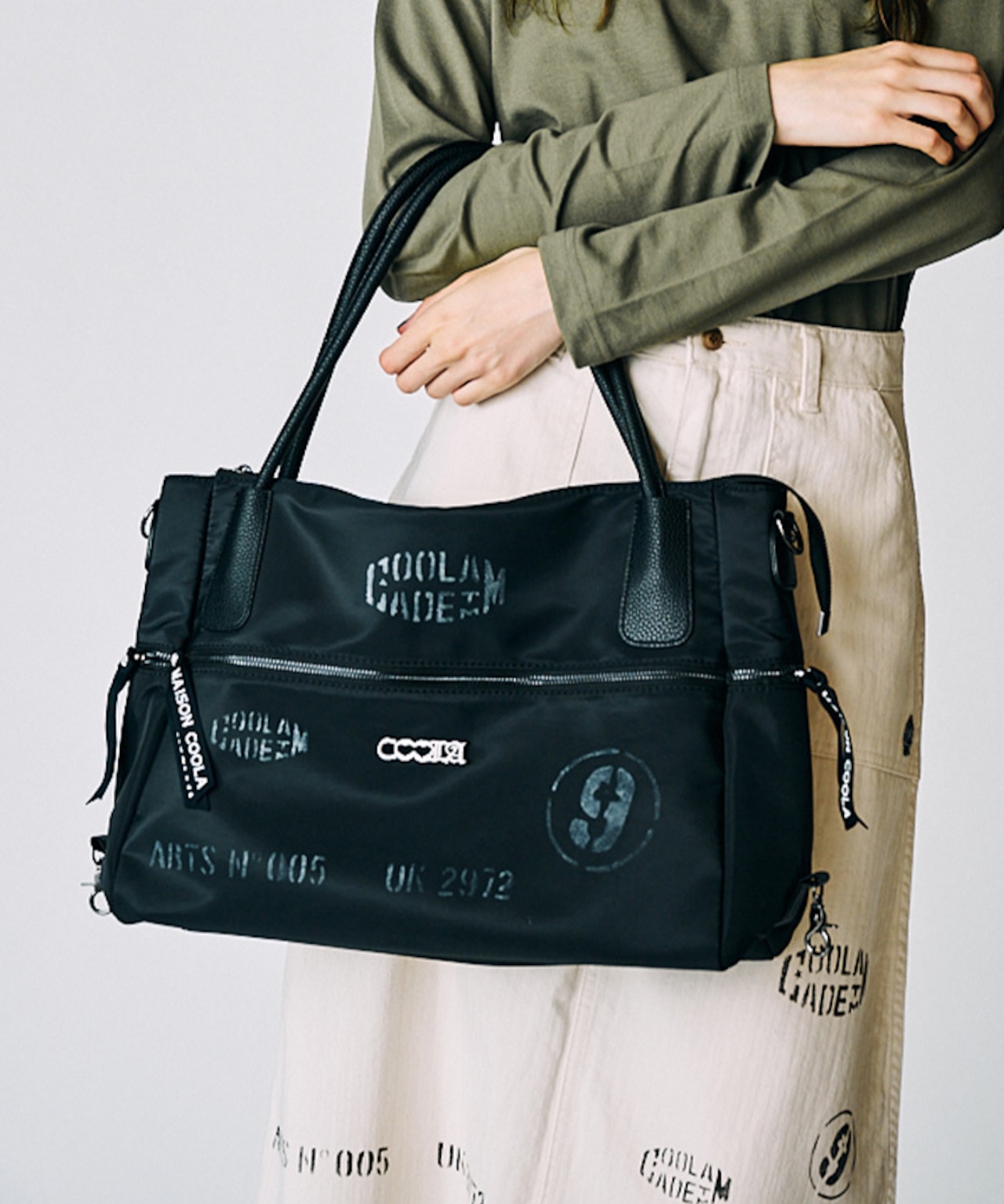 CL TMロゴペイントナイロンショルダーBAG CQ-49514