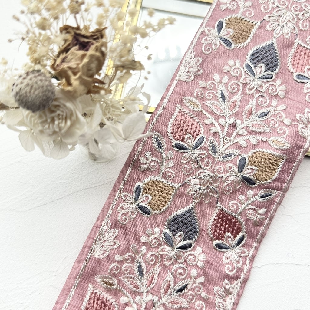 ストロベリー [布ピンク]インド刺繍リボン 3038 | インド刺繍リボン