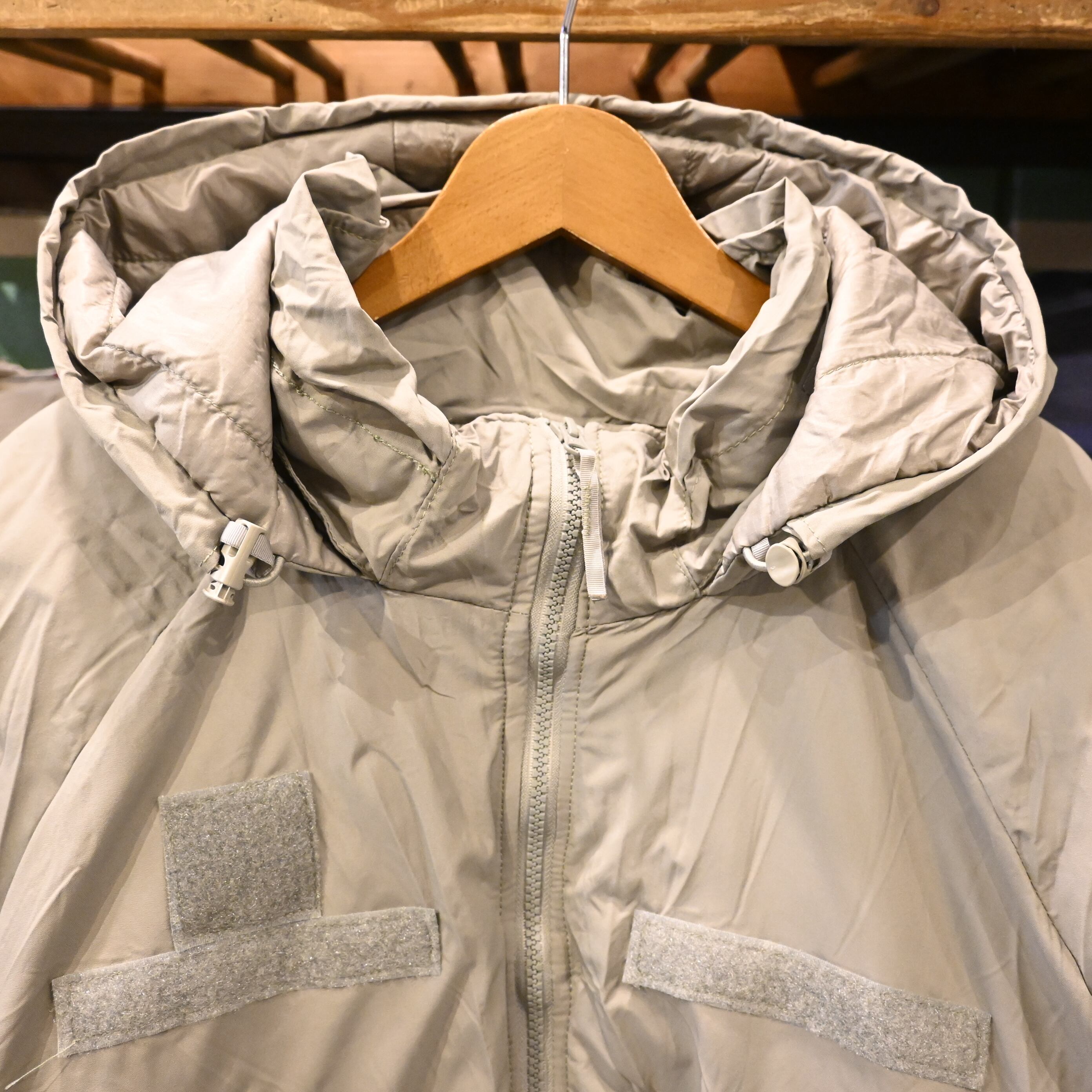 サイトでは販売し 米軍実物2019年製新品 ECWCS Level7 Climashield MR 
