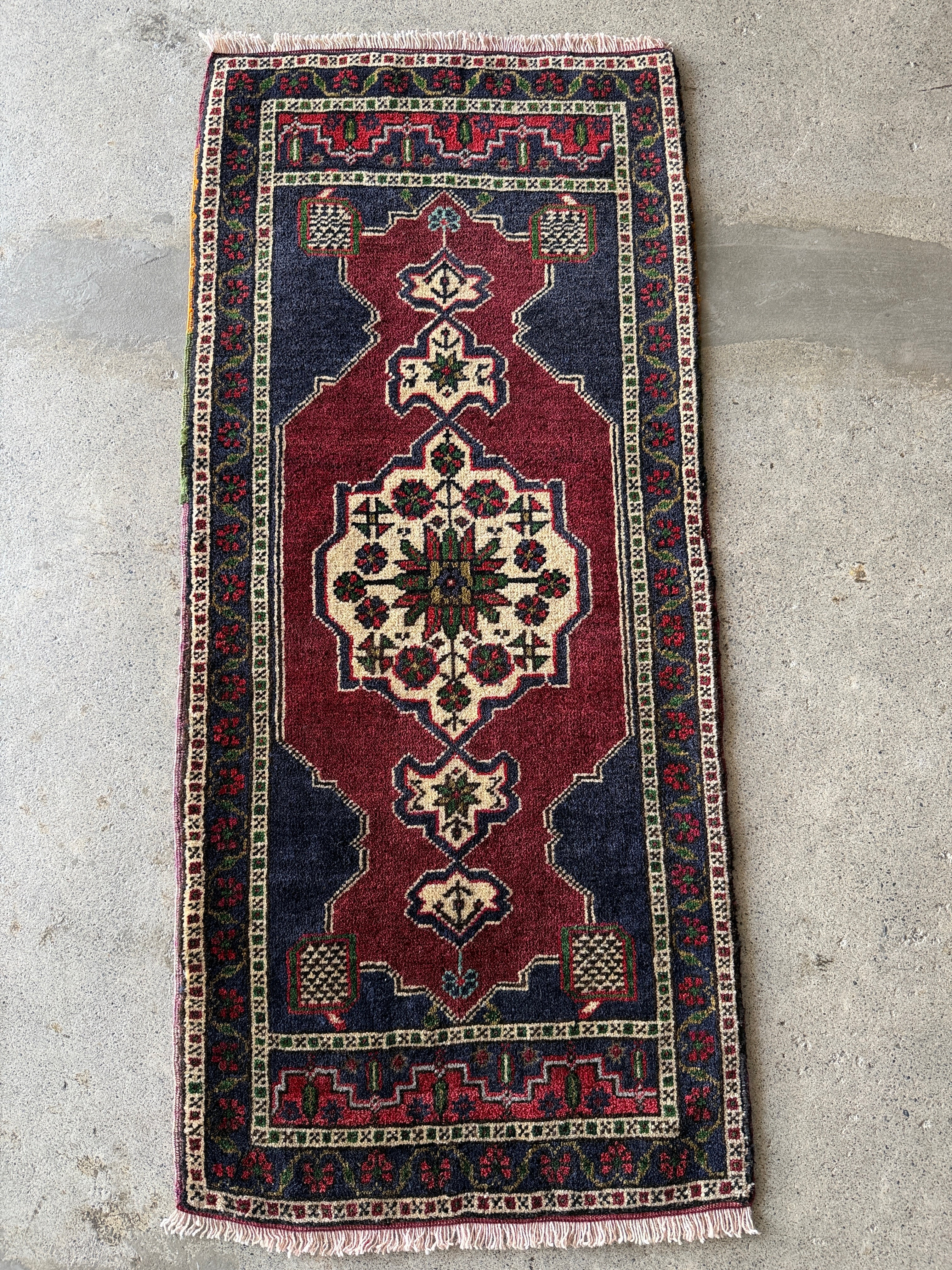 Antiques&Crafts880