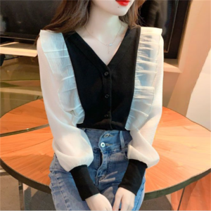 【送料無料】 トップス ブラウス ロング丈 袖あり 長袖 Vネック Aライン プルオーバー フリル バイカラー 透け感 シースルー かわいい 大人可愛い 大人女子 こなれ感 シンプル カジュアル 大人 上品 おしゃれ お洒落 コンサバ エレガント フェミニン 無地 秋 30代 40代 レディース 女性用 デート お出かけ お茶会 女子会 休日 演奏会 授業参観 着回し プチプライス デイリーユース 普段使い オルチャン 韓国 ファッション 定番アイテム 着痩せ   垢抜け ブラック 大人カラー