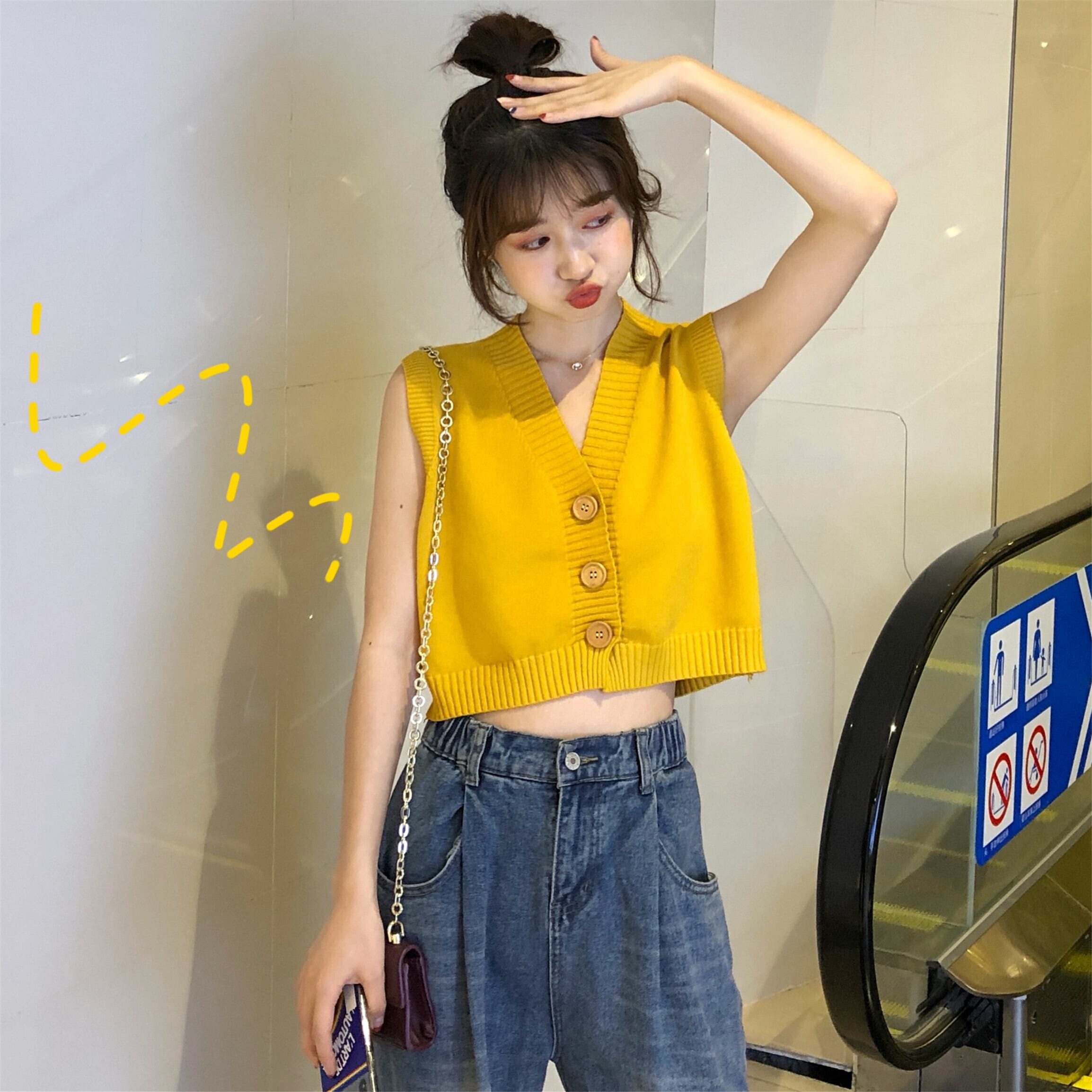 2020年春バージョンの新しいシックなスリムVネックショートネーブルショートリトルマン、ノースリーブニットベストの女性 YY-ファッション7404324004