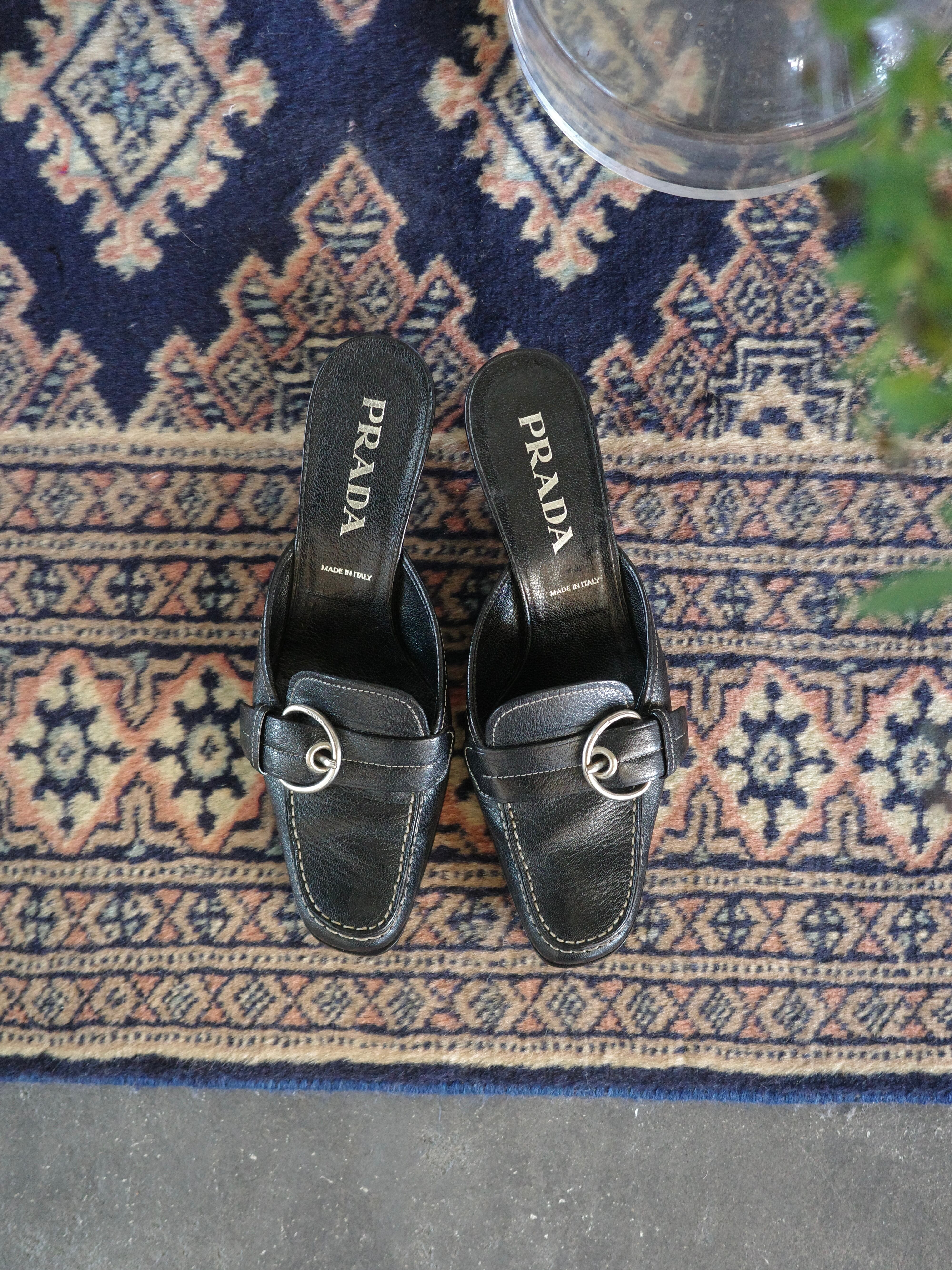 <vintage>”PRADA”belt mule