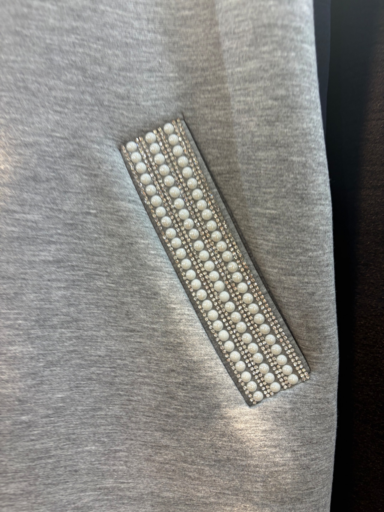 TORNERA ビジューポケットジレ 56108