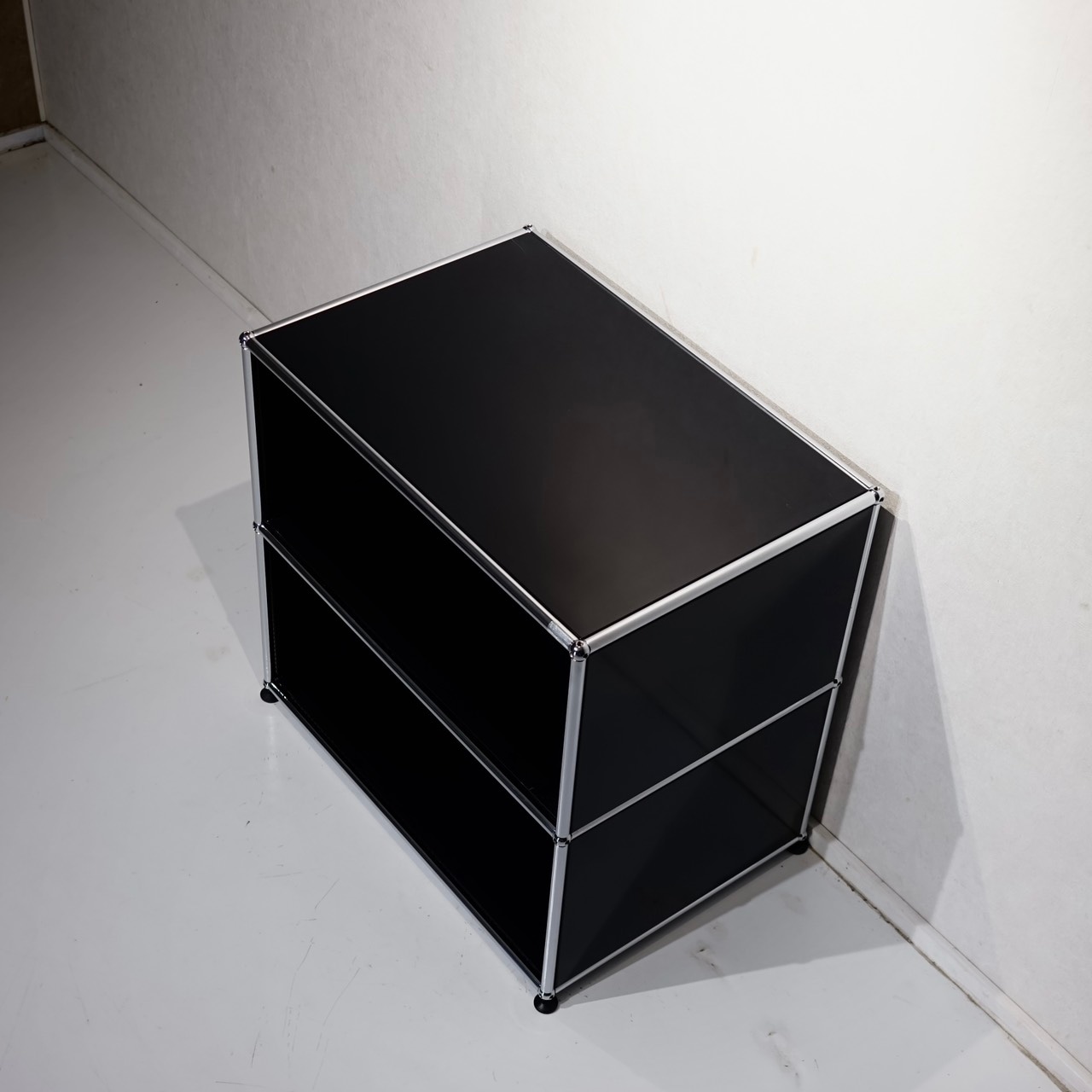 USM Haller ハラー キャビネット サイドボード 1列2段 ユニットラック シェルフ 棚 収納 ブラック 黒 モダン ミニマル ホテルライク