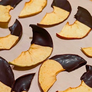 南りんご園｜無添加ドライりんご × ミルクチョコディップ