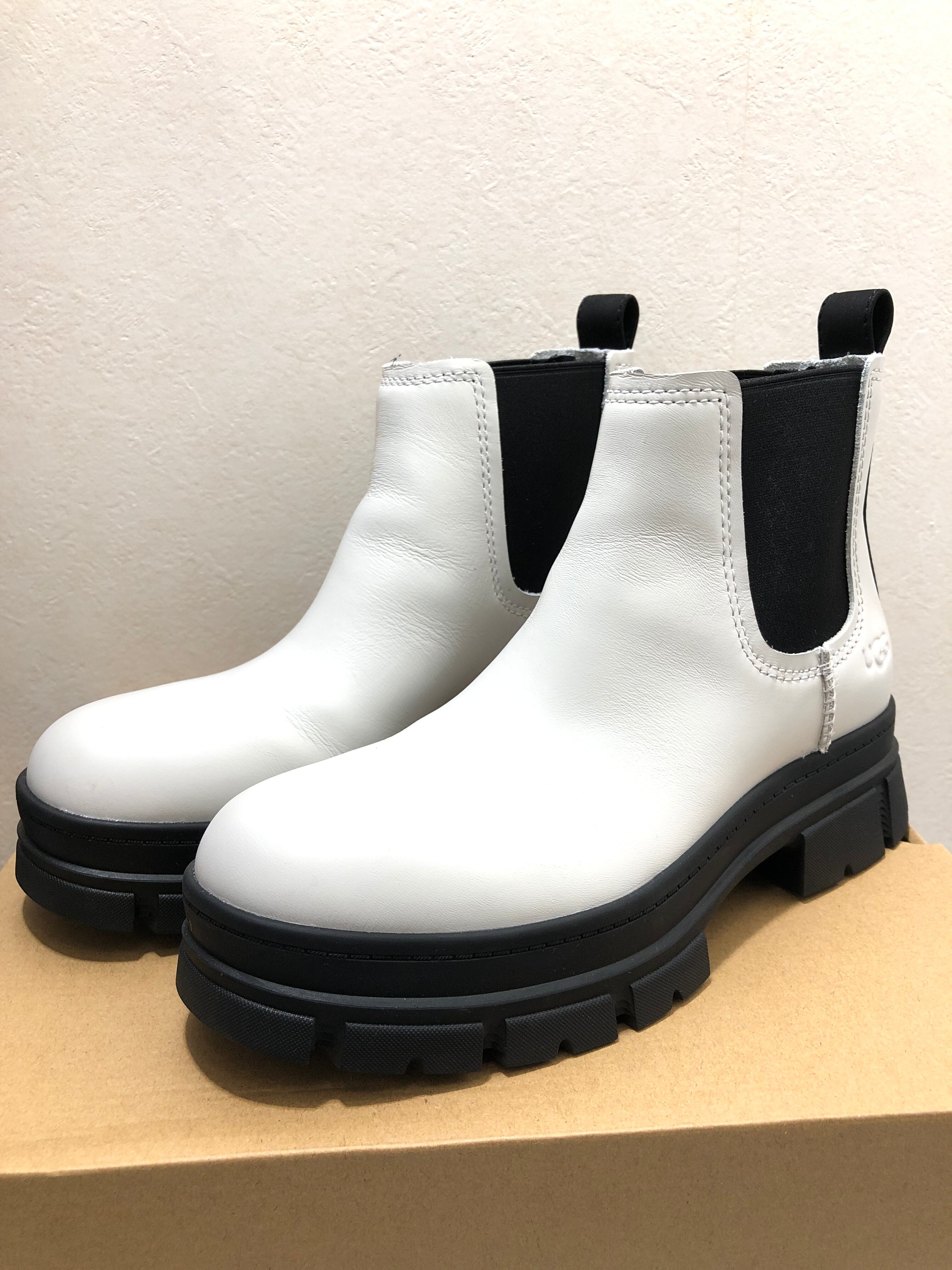 050901 UGG W ASHTON CHELSEA チェルシー サイドゴア ブーツ 25cm アグ 