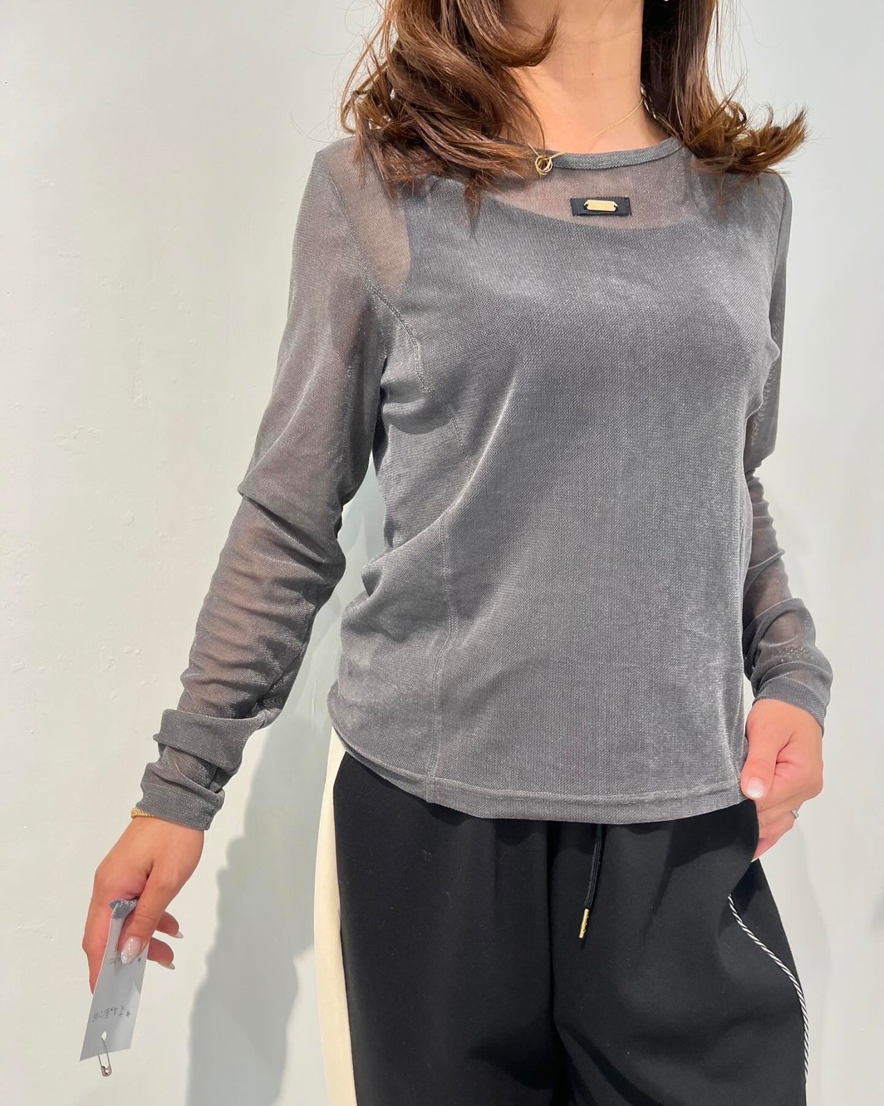 エイミーロウ　eimeelaw. 2ウェイ ベロア×Shinyメッシュトップス