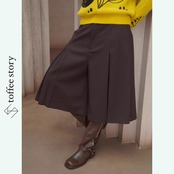 静寂の庭を歩く影のプリーツキュロット《C0257》