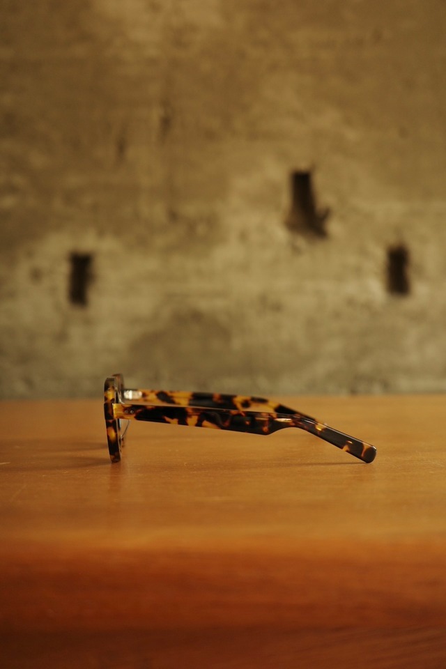 SNEAK PEEK / Taxman (col.Tobacco Sunburst)
