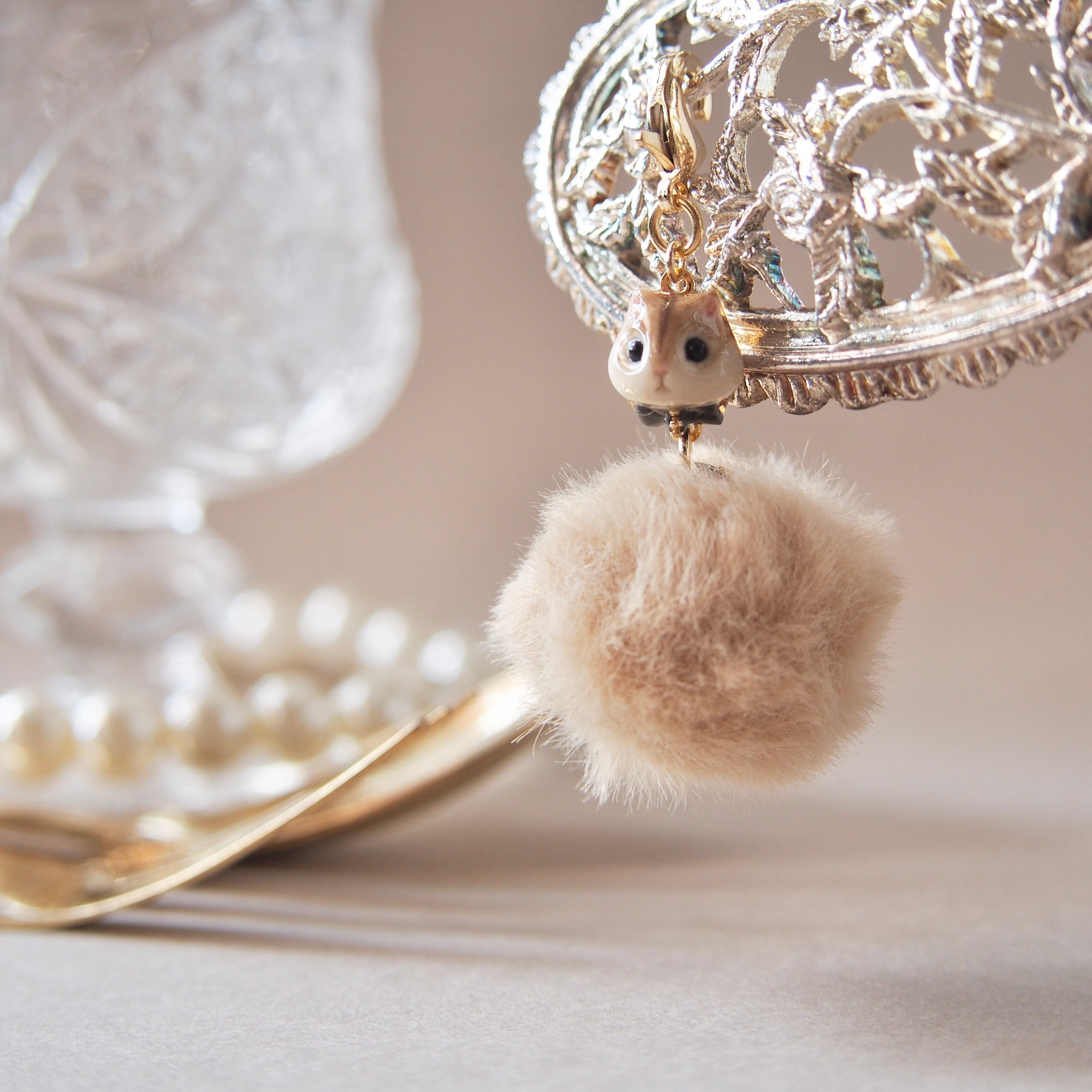 リスのしっぽチャーム | Rie（リー）