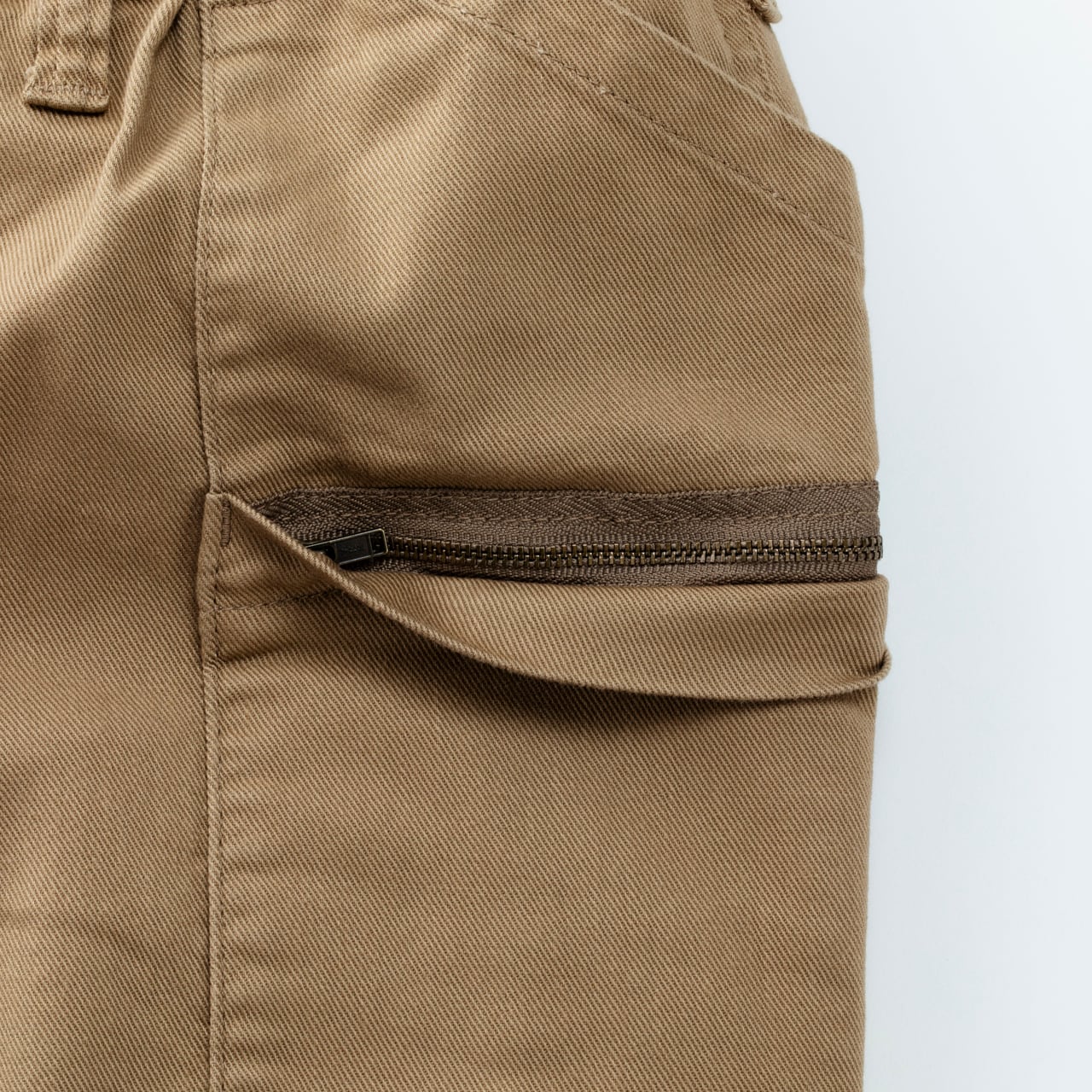 PT-53 作業もんぺ ひらく 伸縮綾織 木枯茶 | SAGYO - 風景をつくって