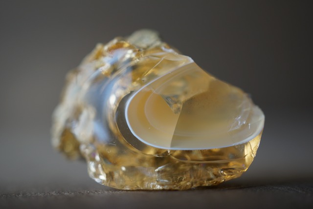 エッグ・イン・オパール Opal Egg 1085