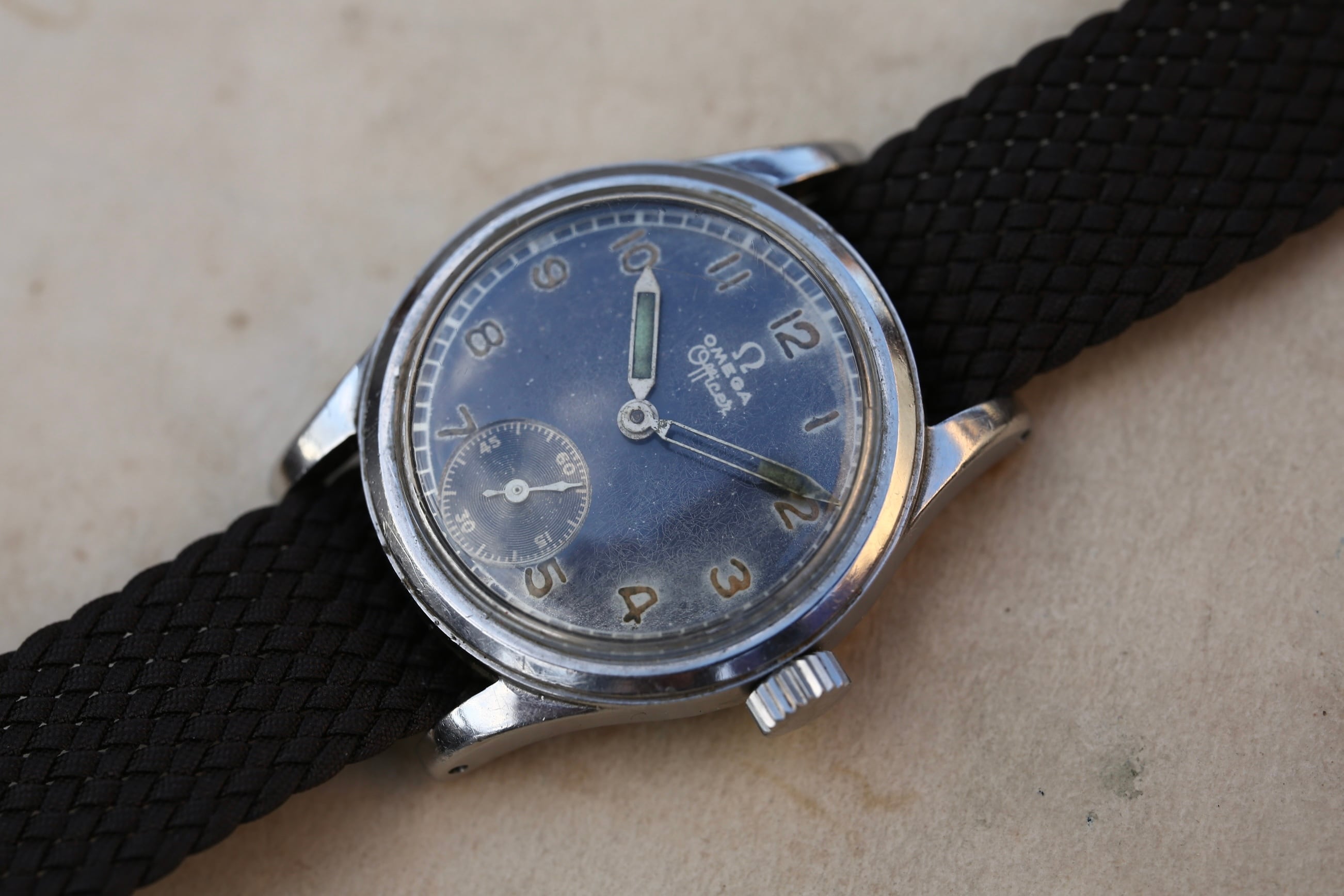 OMEGA】 1940's オメガ オフィサー スェーデン仕様 ブラックダイヤル