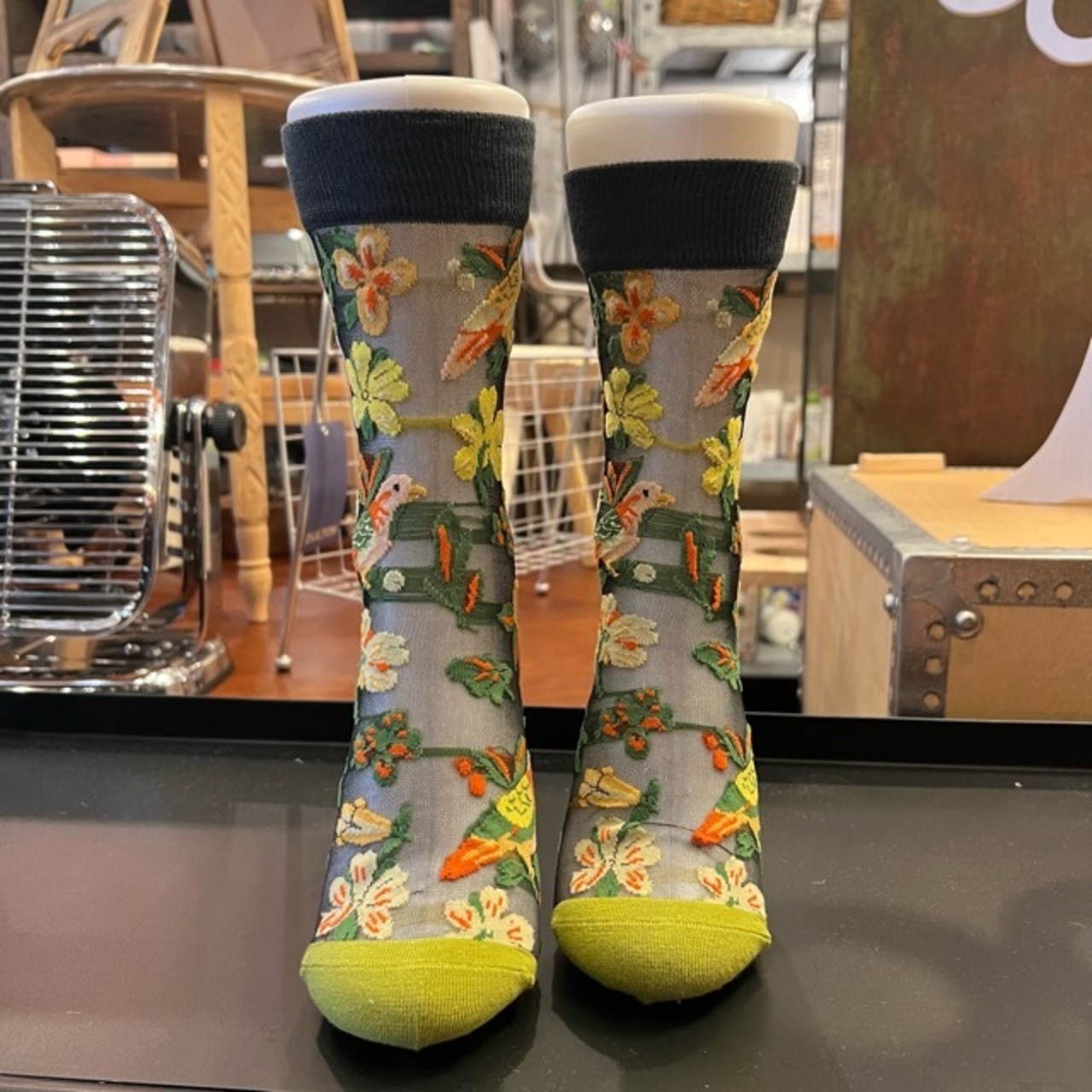 TOPANGA Socks Lady's Sheer art socks  Botanical Bird　シアーアートソックス　ボタニカルバード　鳥　シースルー　レディースソックス　靴下　ギフト　