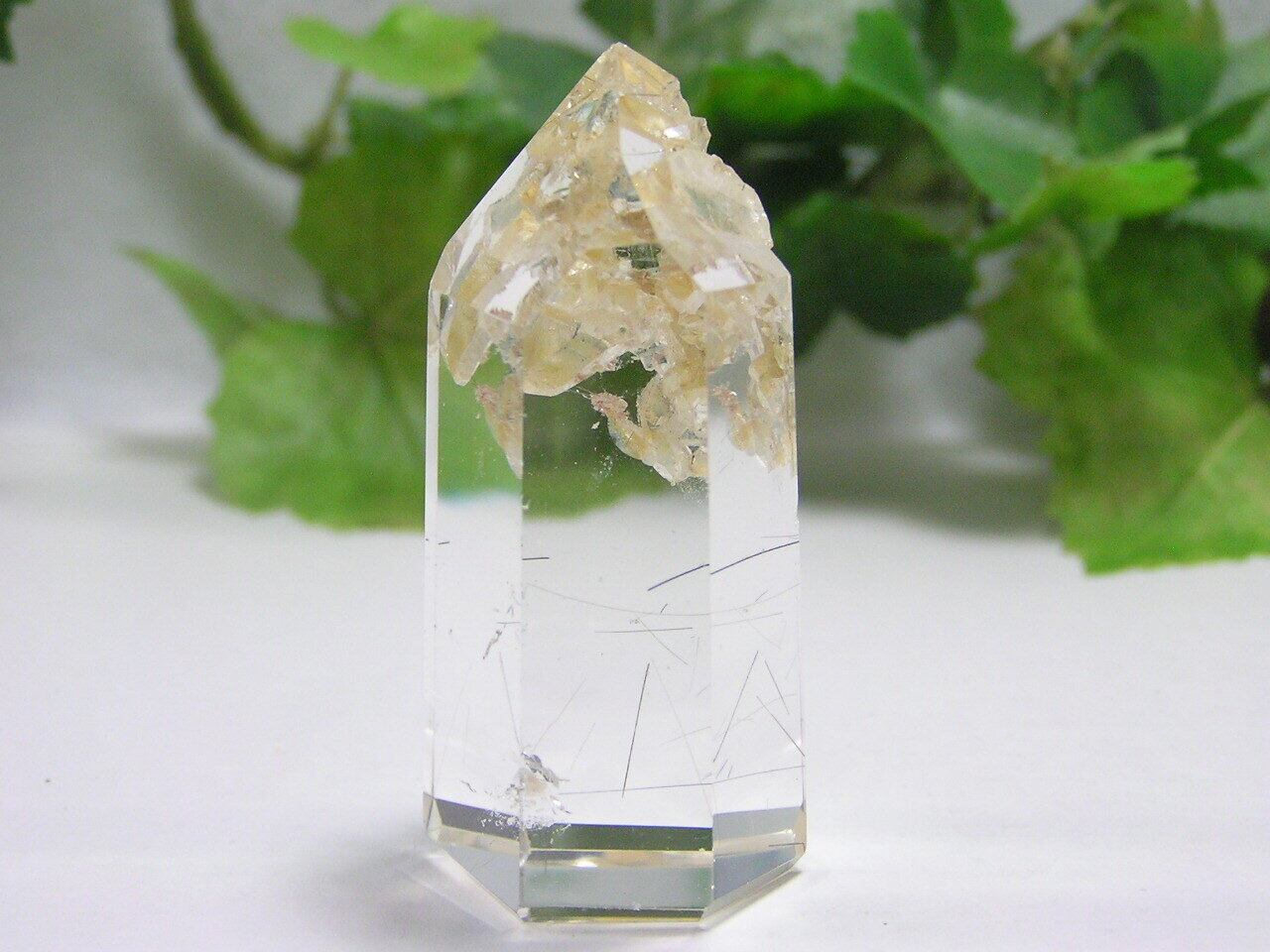 G-5ガーデンクォーツ原石 ポイント 天然石 クリスタル 木の台座付き