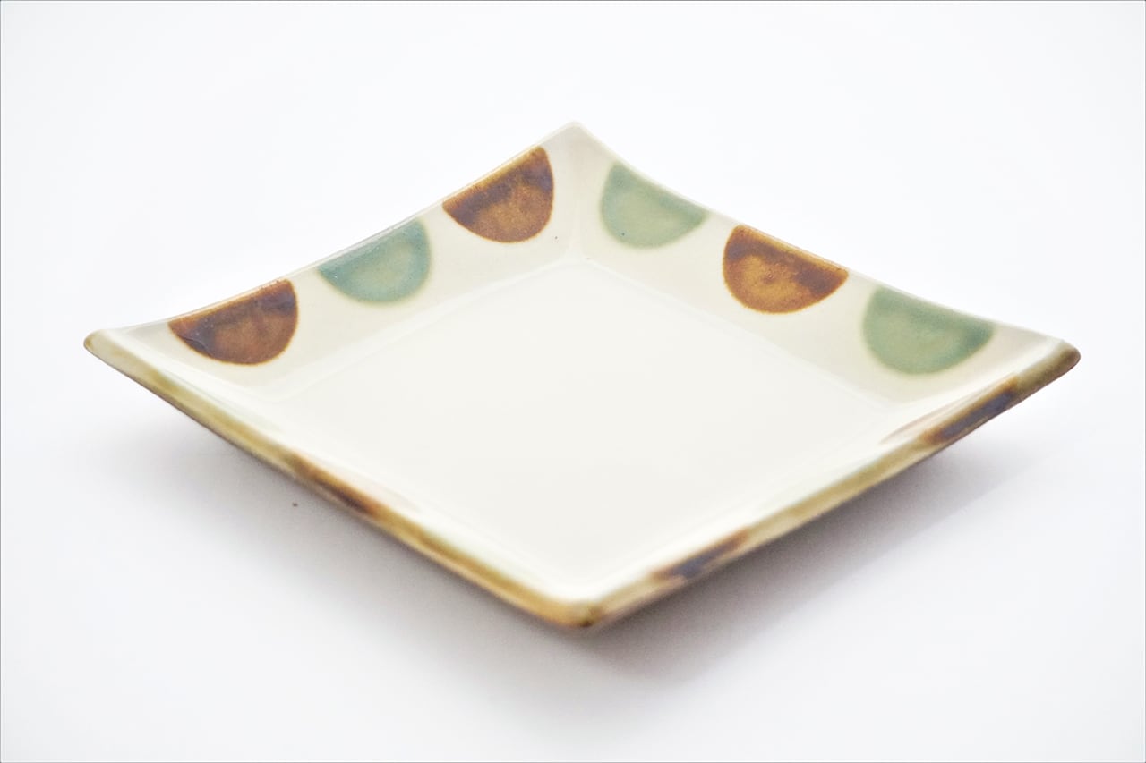 四角皿(□18) ドット(アメオリ)