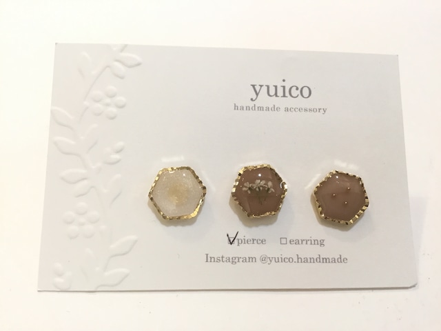 yuico 六角ピアス