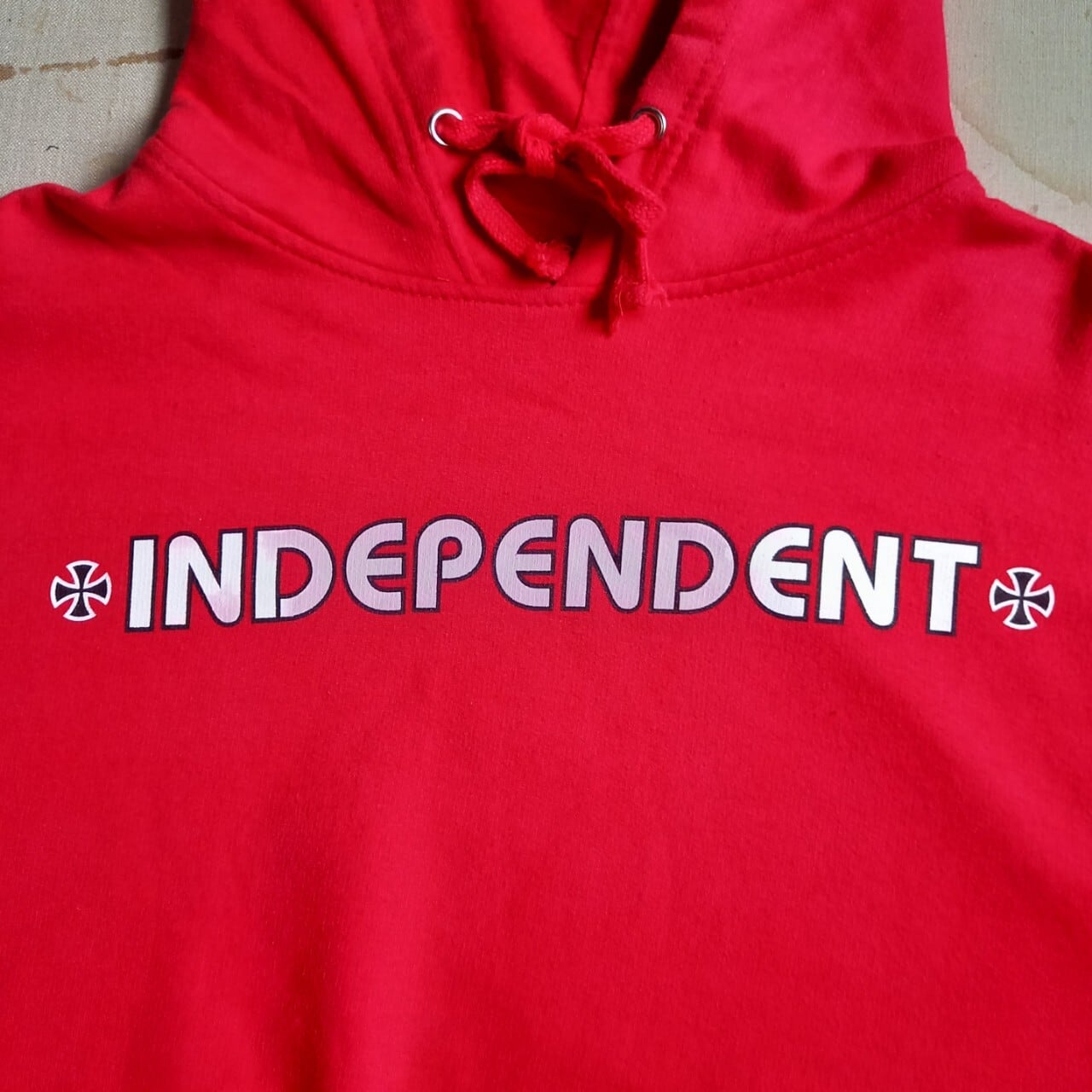 00s INDEPENDENT パーカー Mサイズ アイアンクロス バークロスロゴ