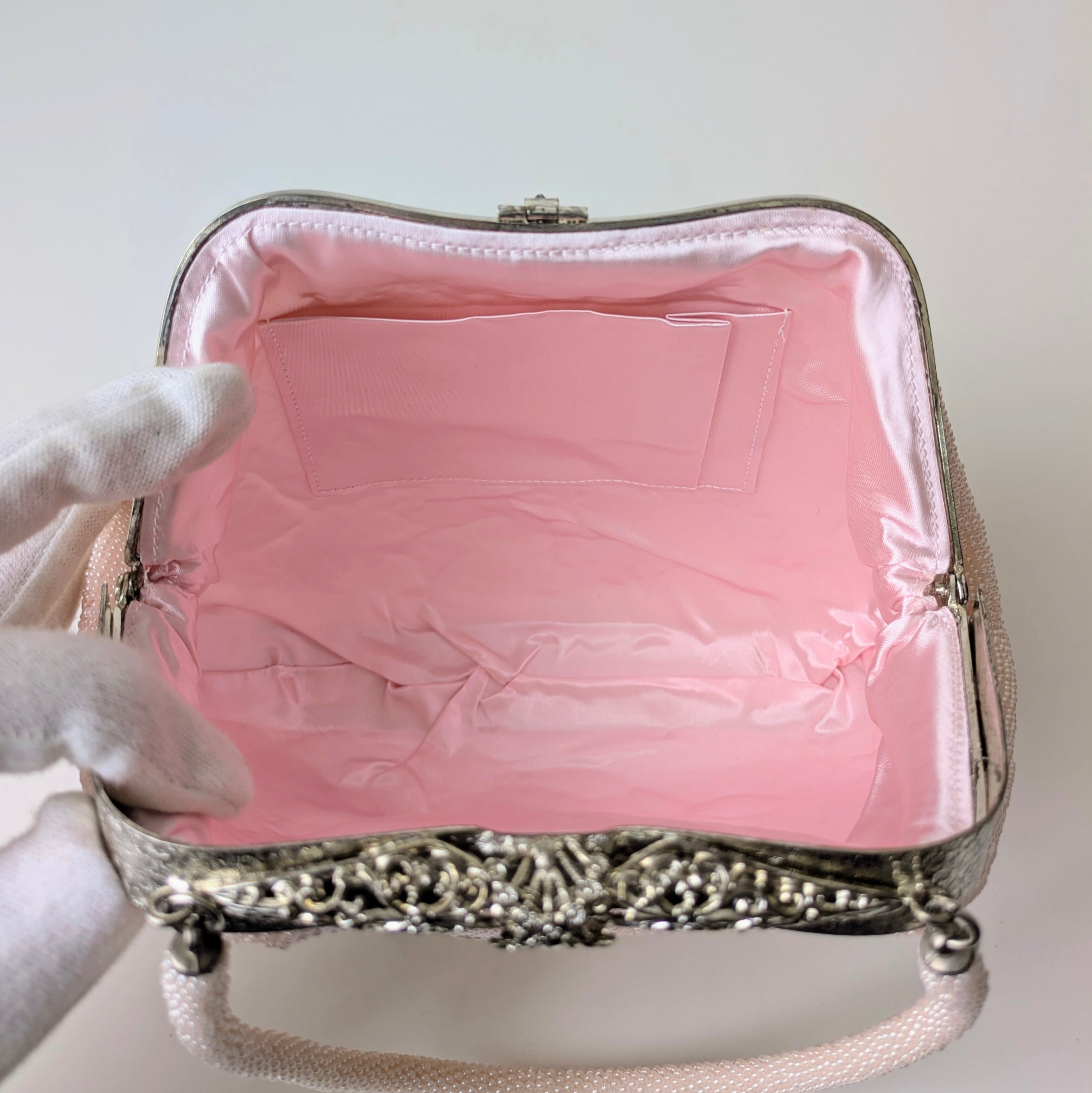 Vintage】ビーズ刺繍バッグ ピンク 藤の花模様 パーティーバッグ 昭和