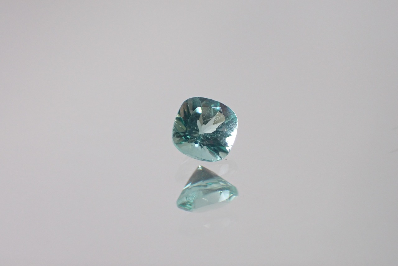 【原石セット】グリーンアパタイト 0.59ct/1.24ct 　[C2‐1016]